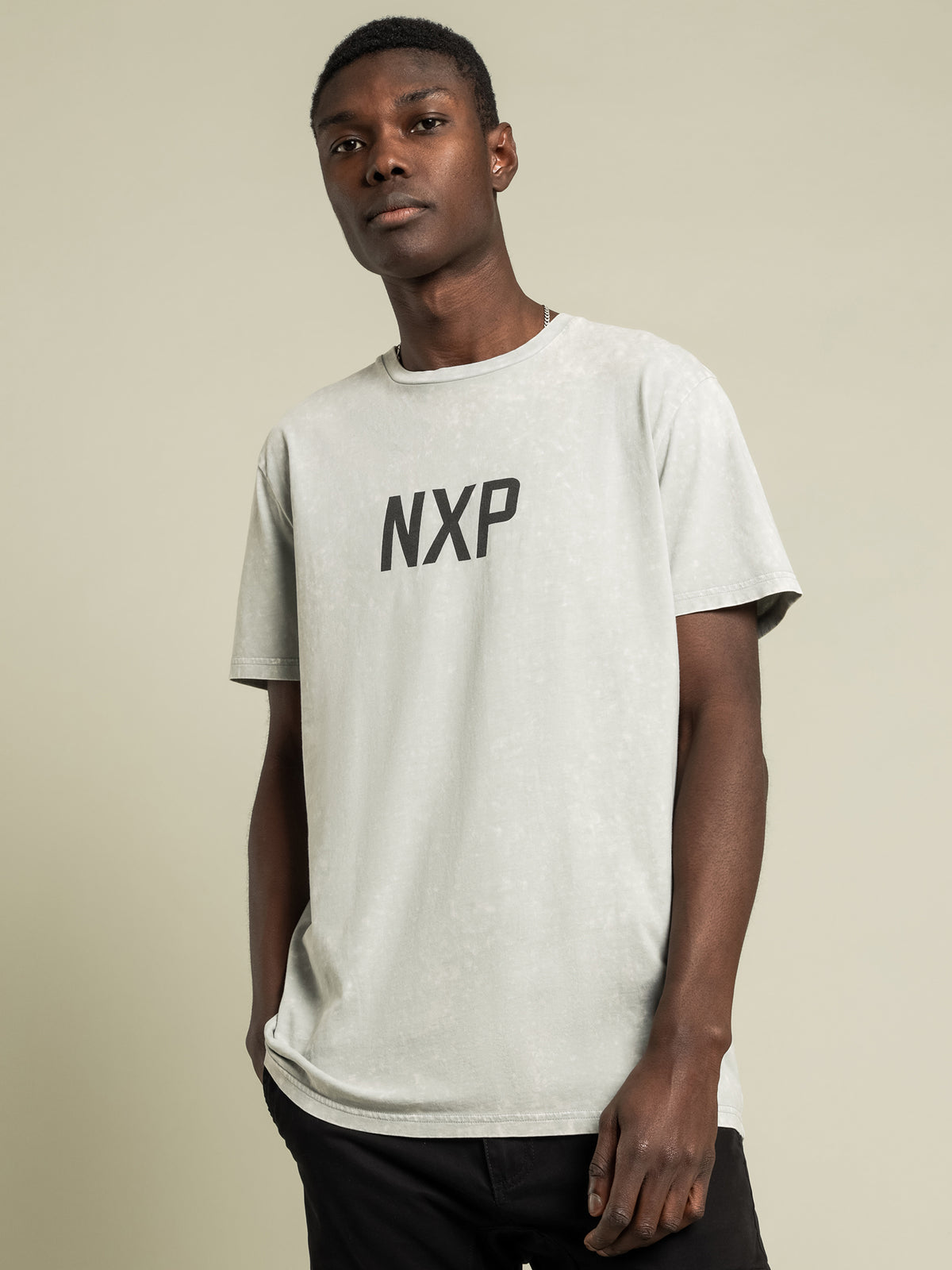 Nena and Pasadena Heightened Cape Back T-Shirt | Grey