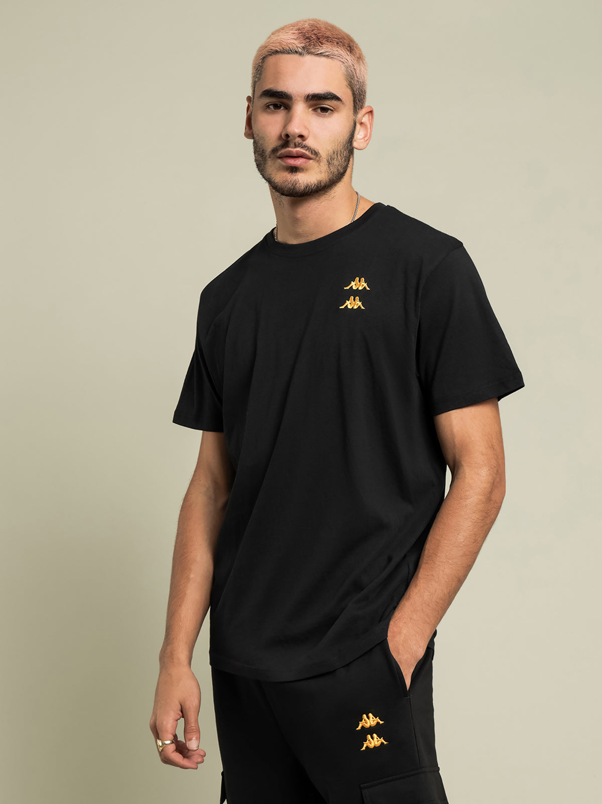Authentic Damian T-Shirt in Black