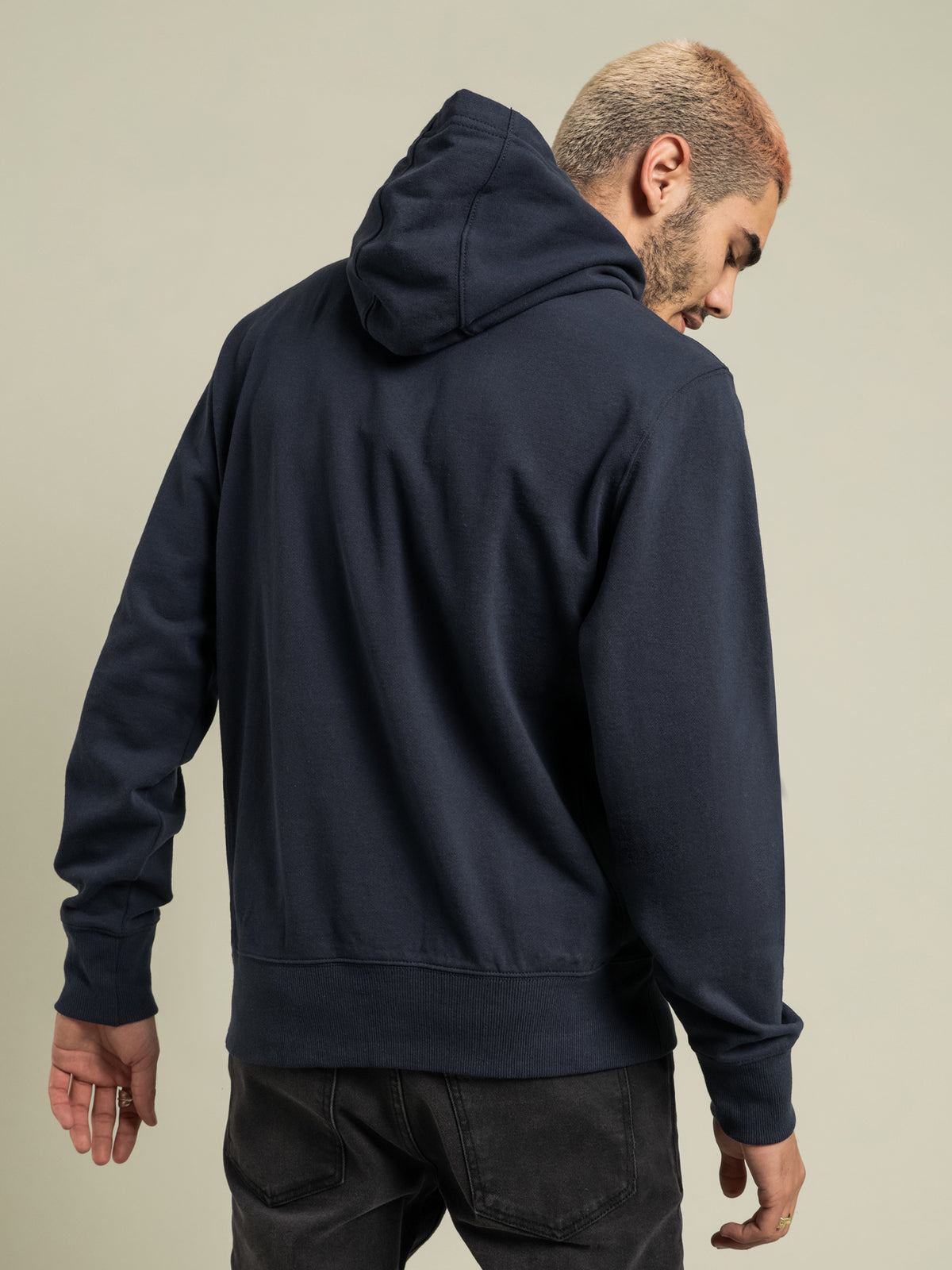 Timeless Tommy Hoodie in Navy