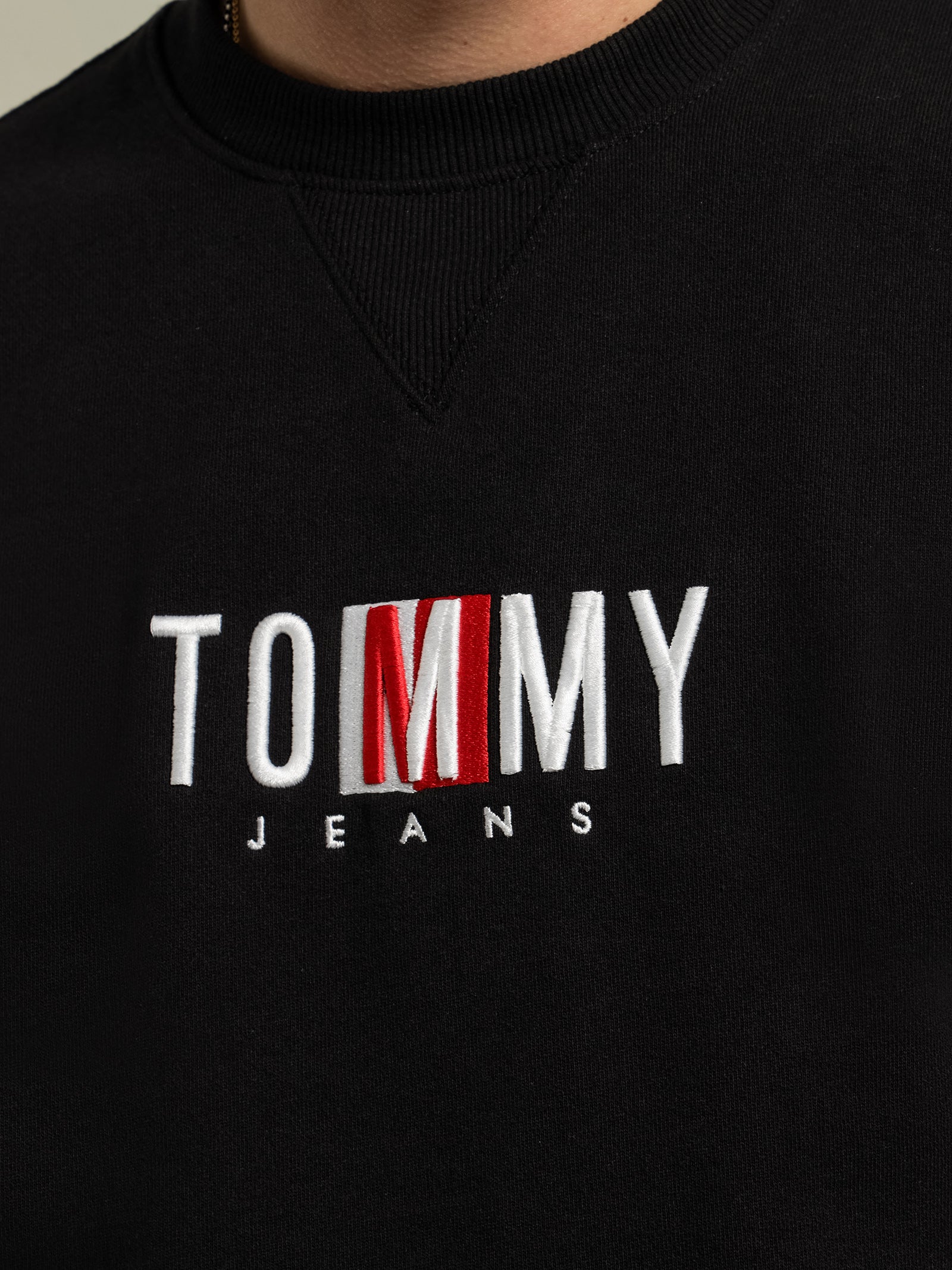 Timeless Tommy Crew Sweatshirt