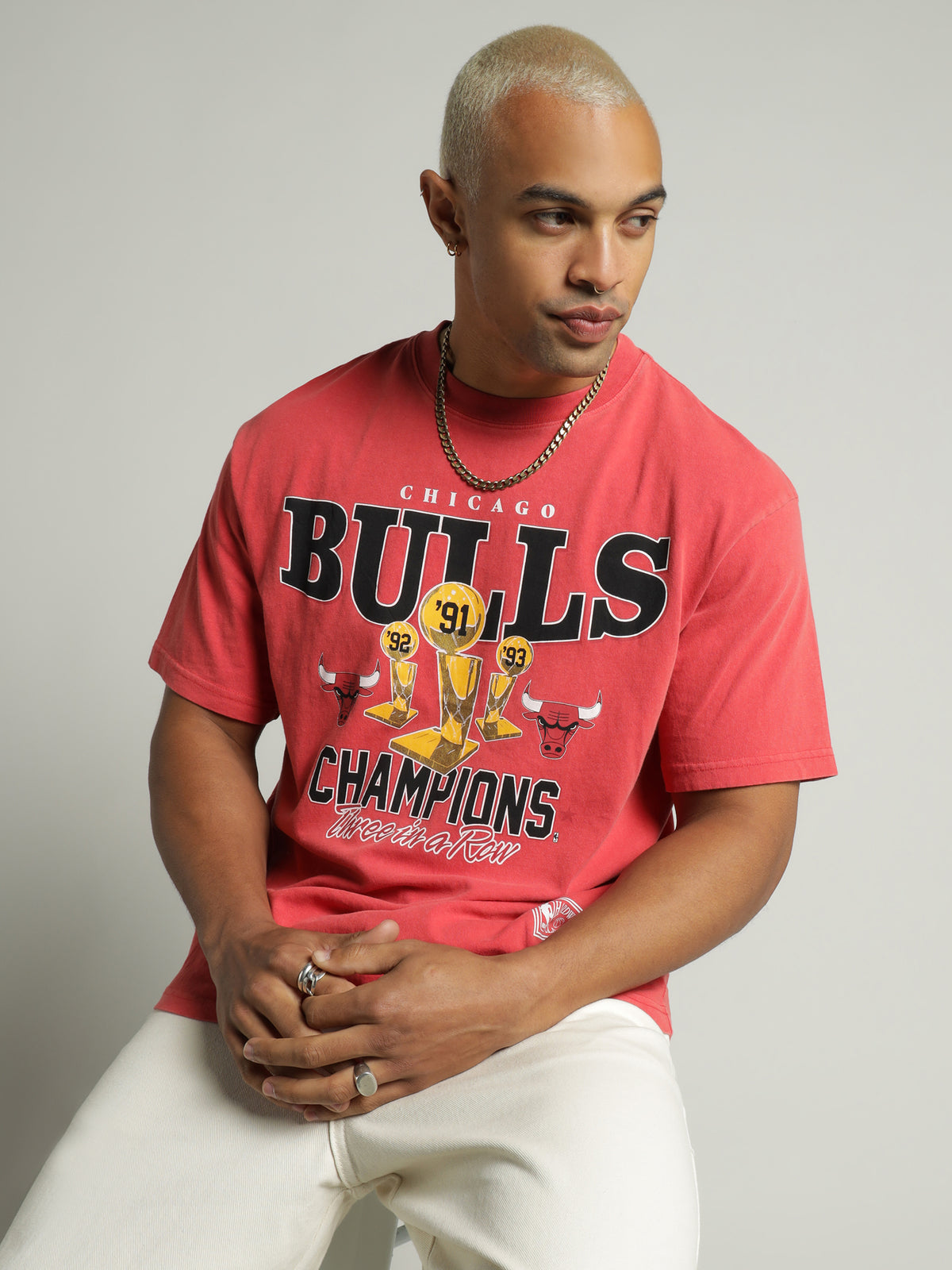 Vintage Championship Trophy T-Shirt in Faded Red
