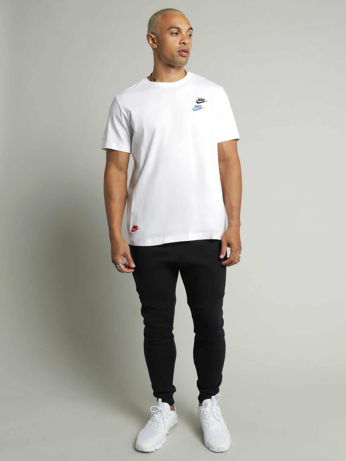 Nike NSW Club Essentials T-Shirt | White