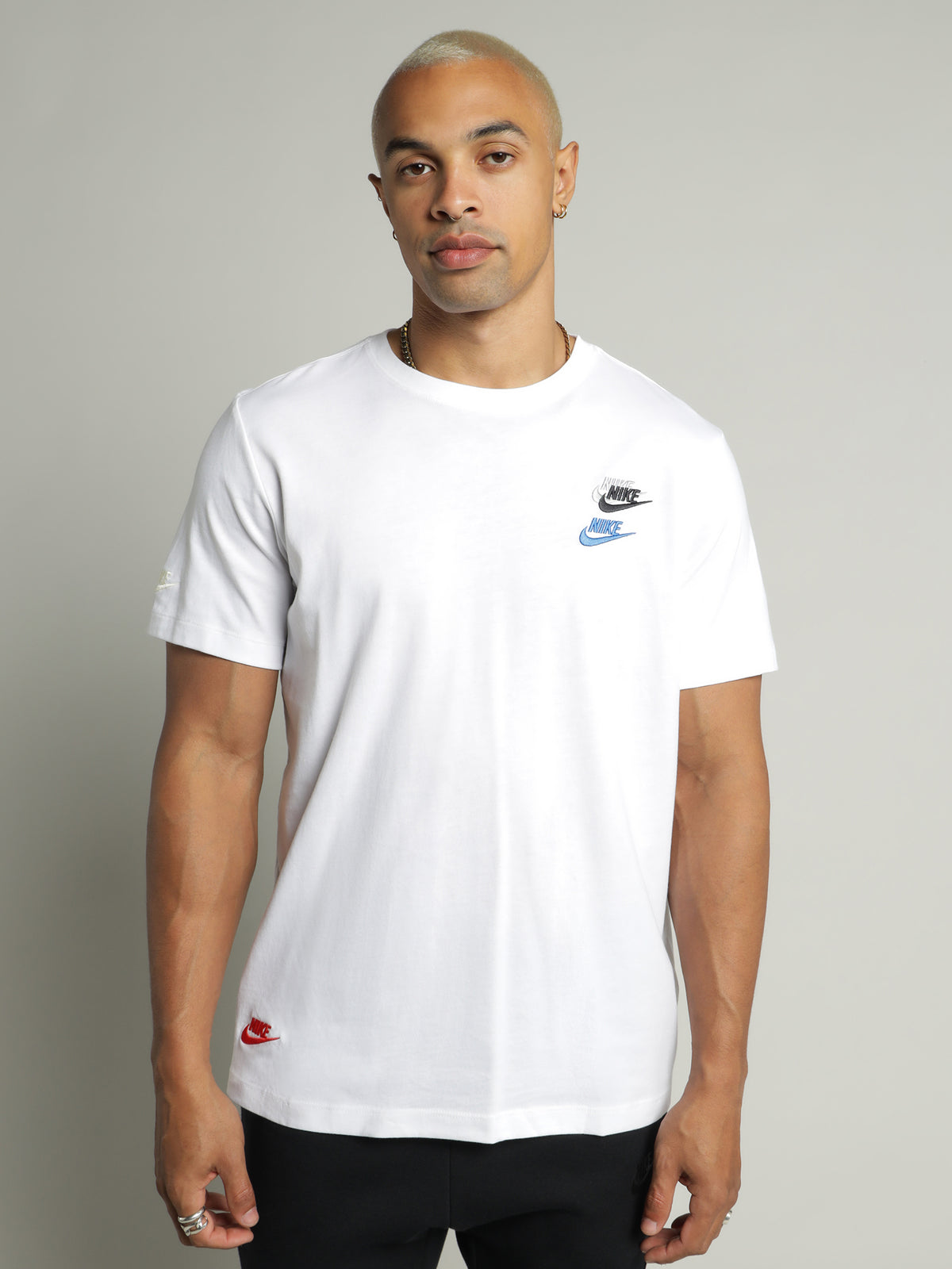 Nike NSW Club Essentials T-Shirt | White