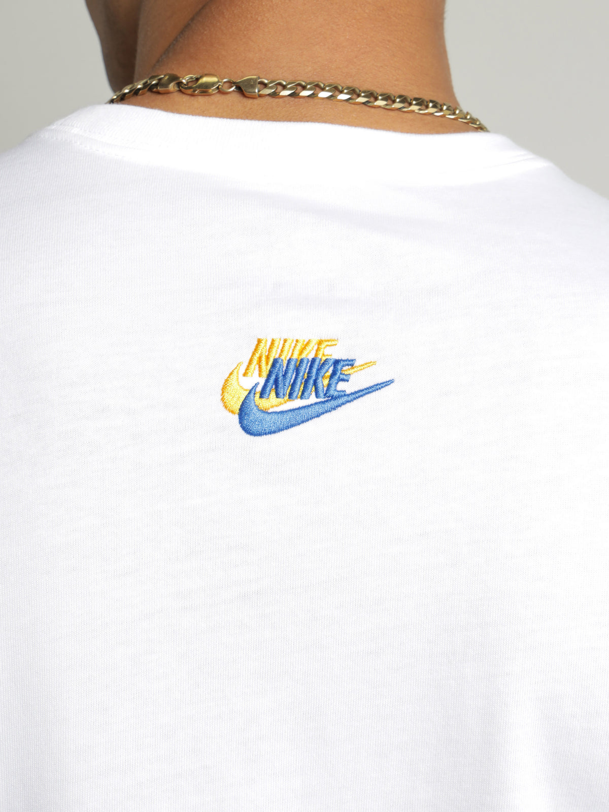 Nike NSW Club Essentials T-Shirt | White