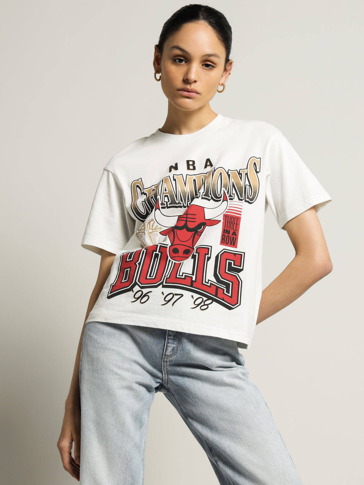 NBA Champs Chicago Bulls T-Shirt in Vintage White