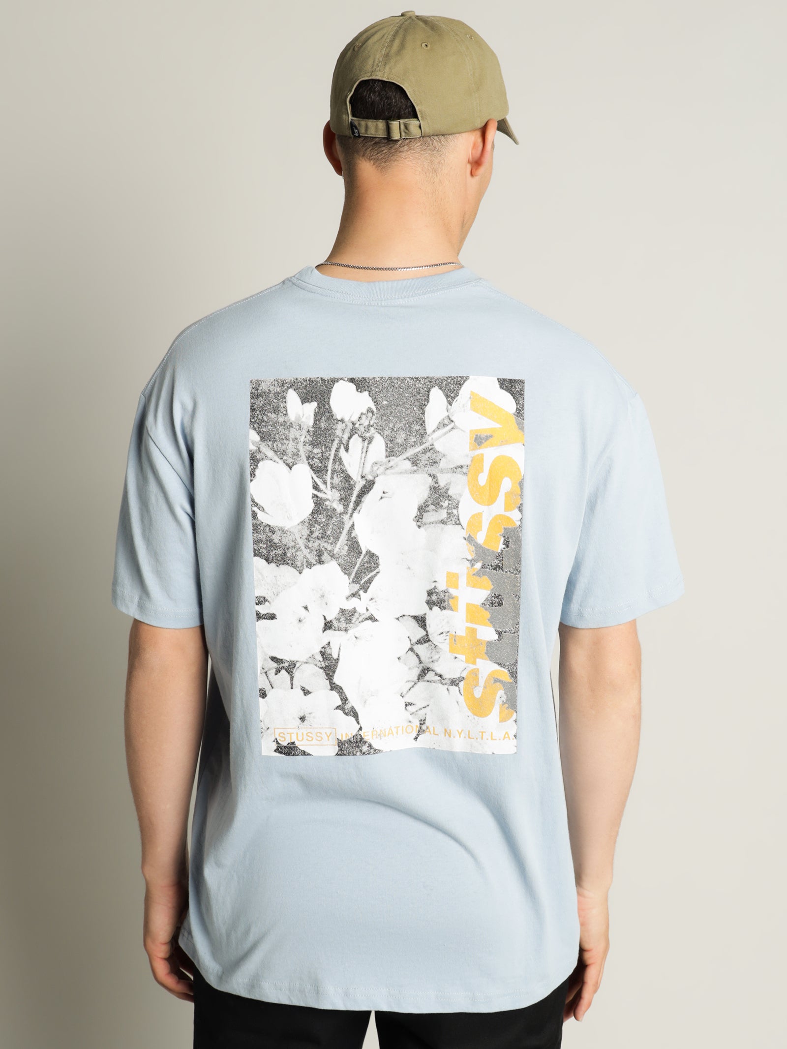 Wind Flowers Short Sleeve T-Shirt