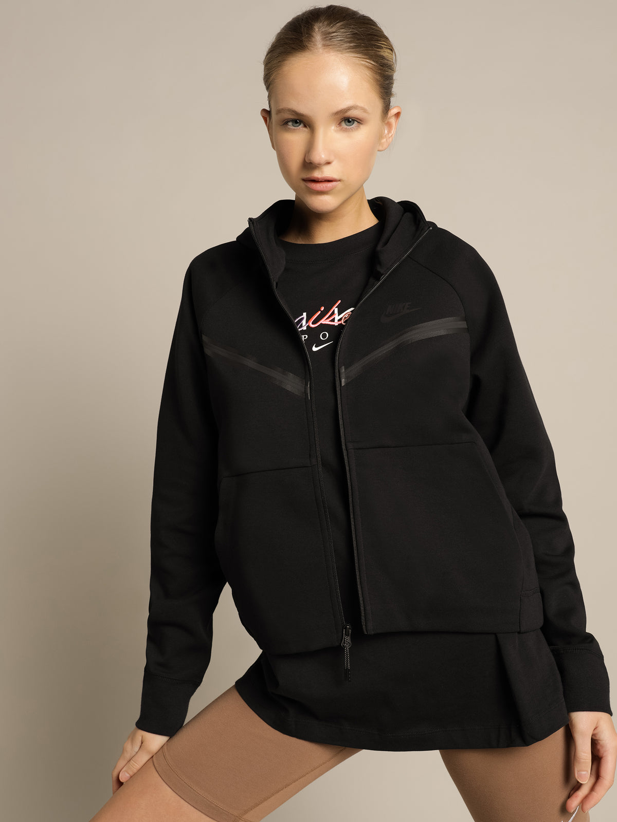Sportswear Tech Fleece Windrunner in Black