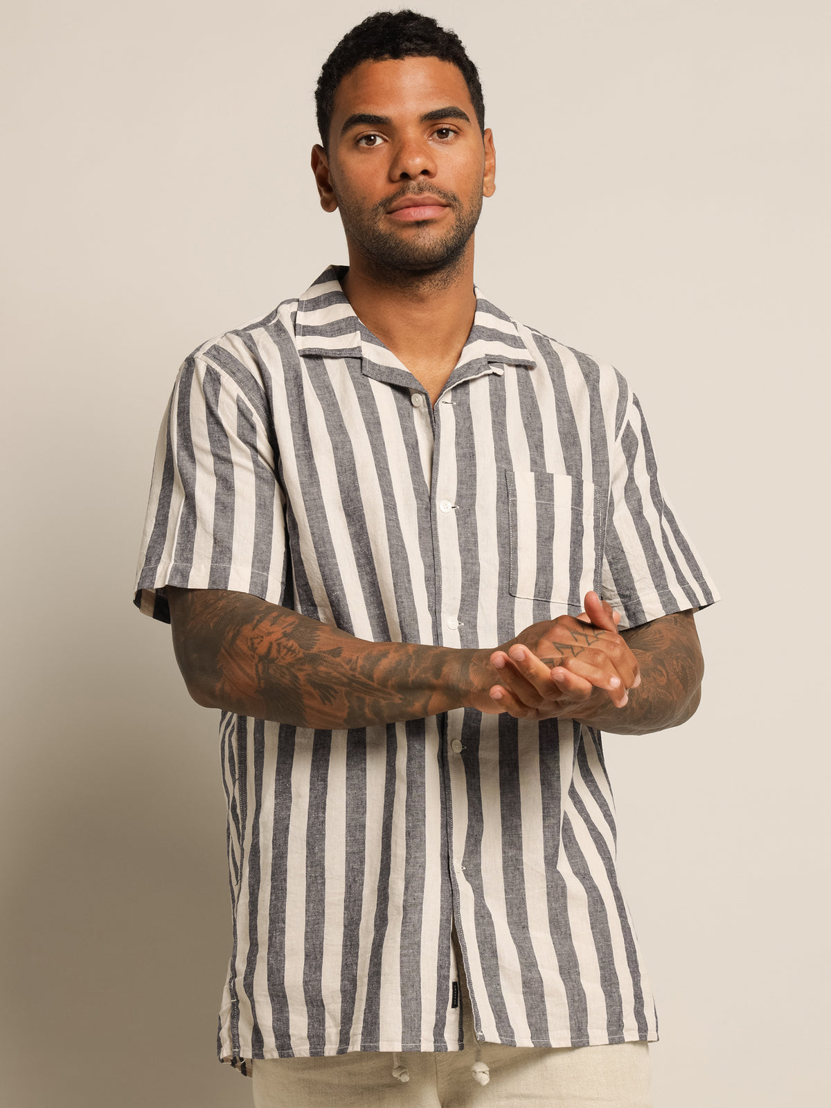 Stringer Short Sleeve Shirt in Natural &amp; Navy Stripe