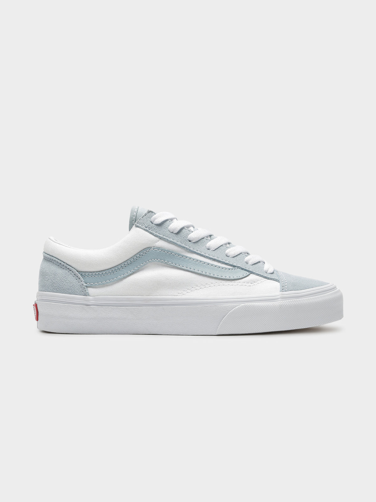 Unisex Style 36 Classic Sport Sneaker in Blue &amp; White