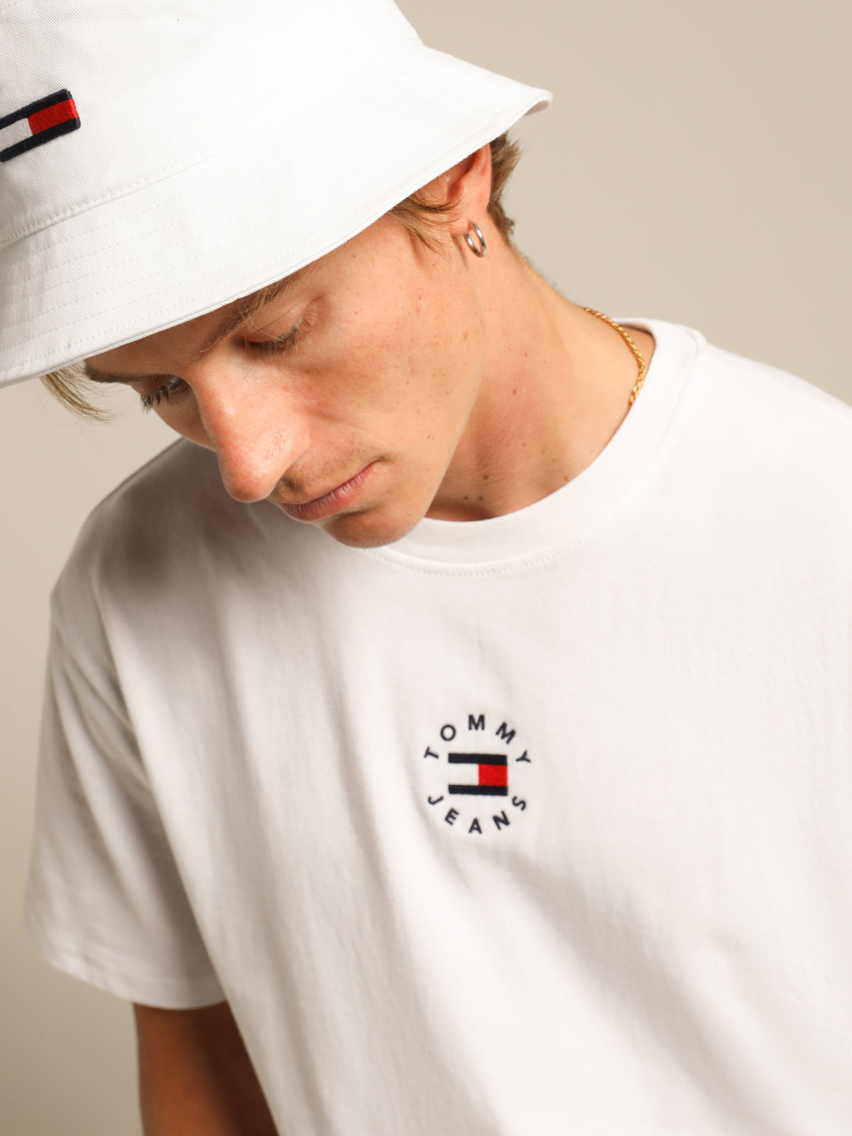 Tiny Tommy Circular Logo T-Shirt in White