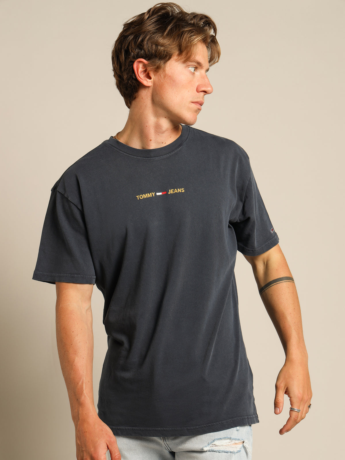 Linear Logo T-Shirt in Navy Blue