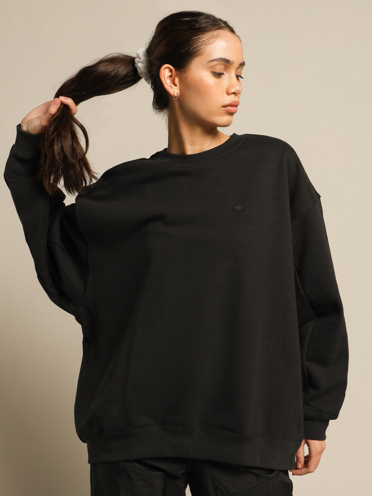 Adicolour Oversized Sweatshirt in Black