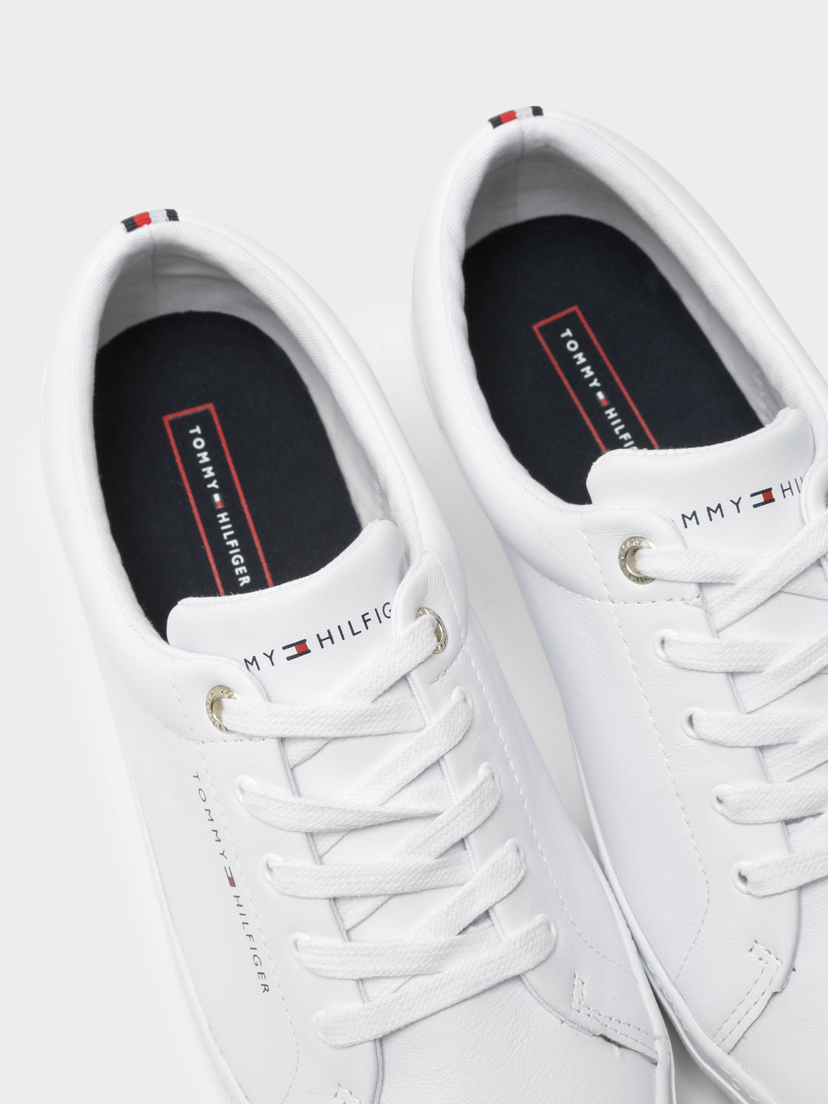 Tommy Hilfiger Women's Feminine Everyday Sneaker | White