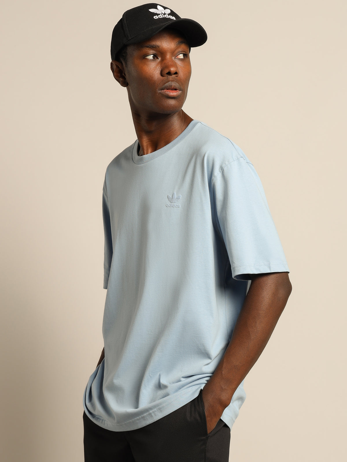 Adicolor Classics Trefoil T-Shirt in Ambient Sky Blue