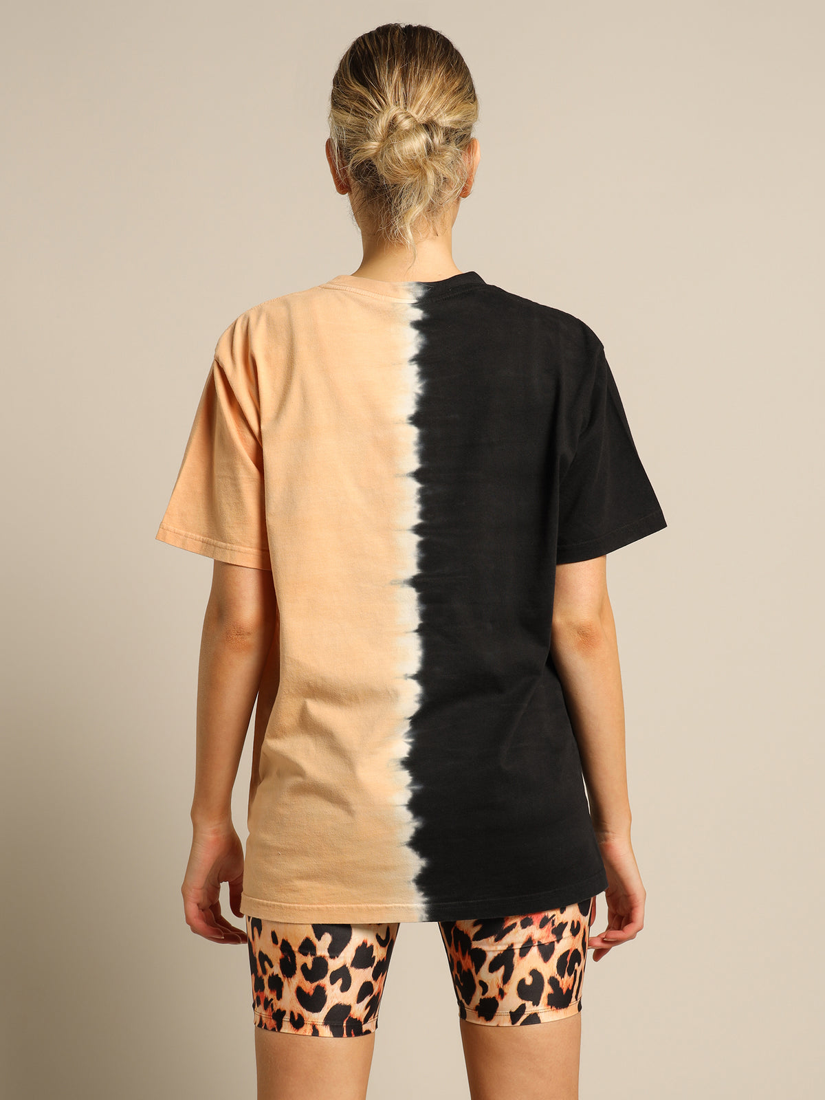 Archilles T-Shirt in Pastel Peach &amp; Black