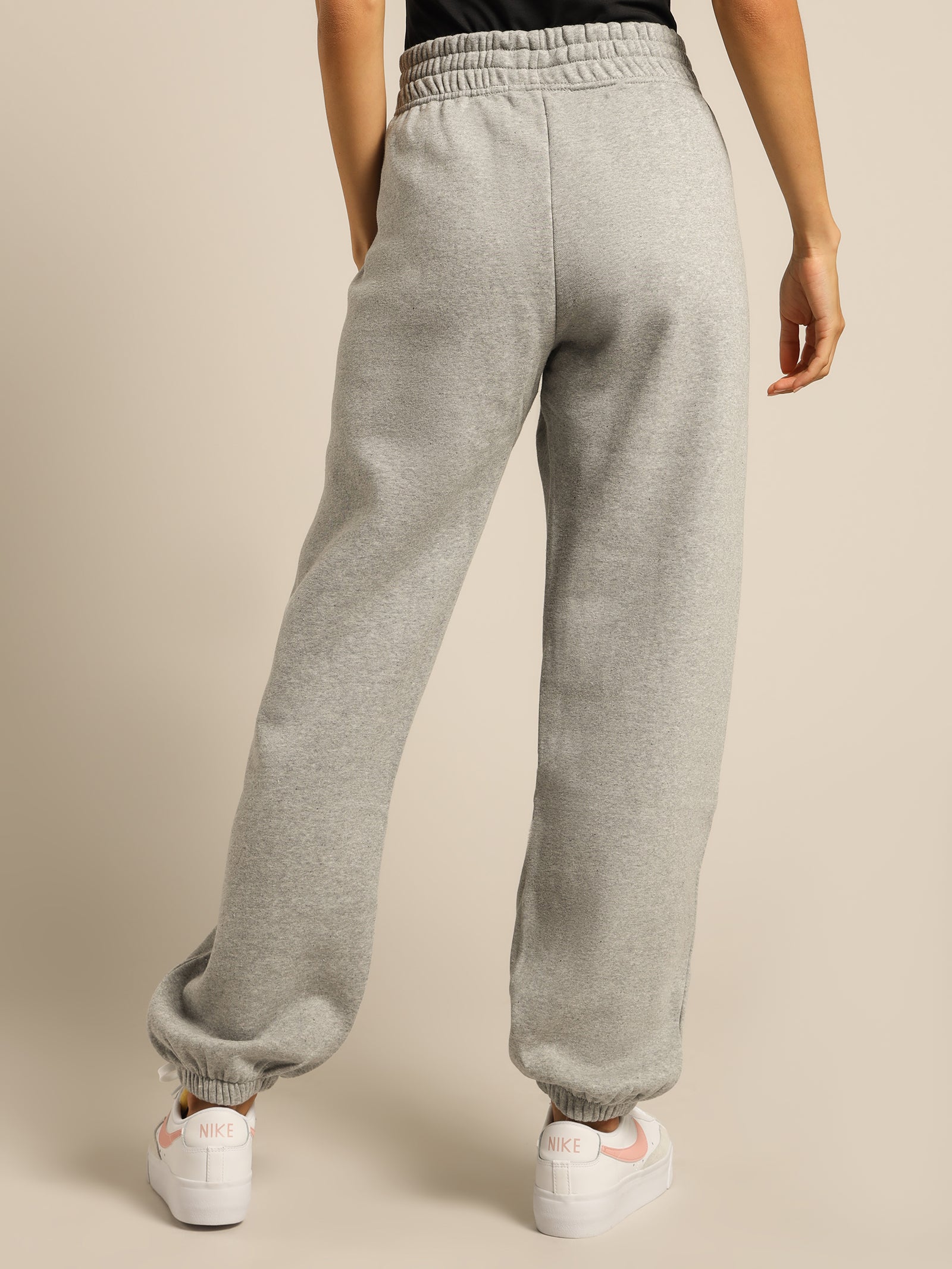 Sportswear Essentials Collection Fleece Pants - Main Image