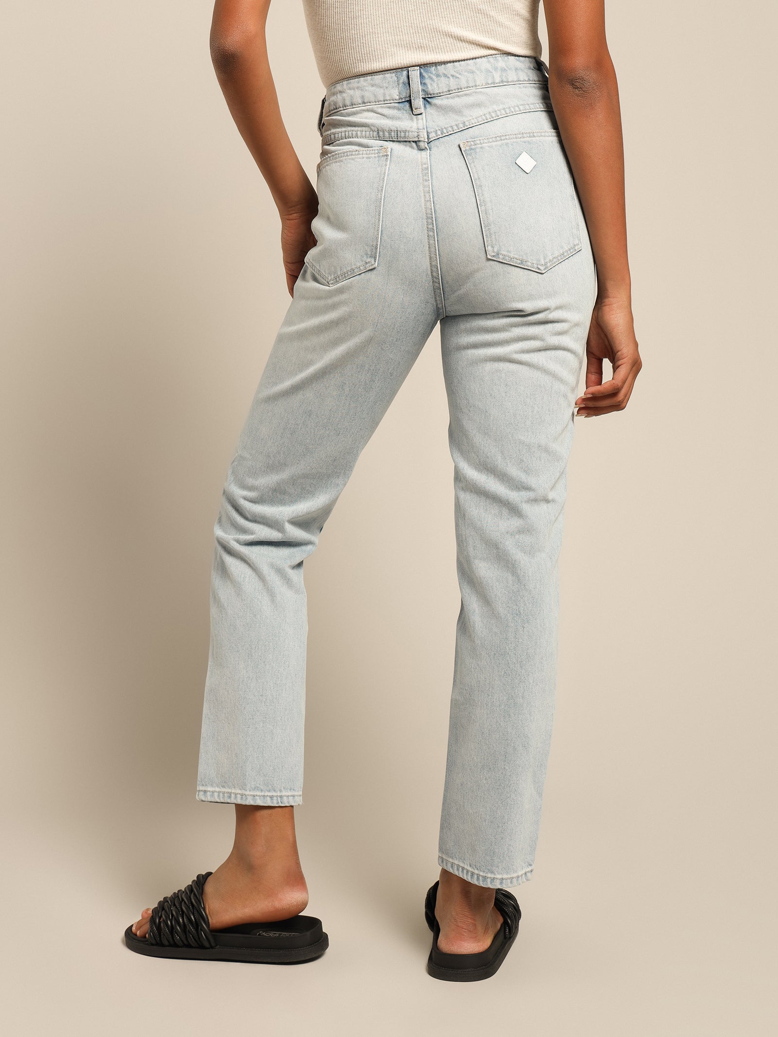 A 94 High Slim Jean