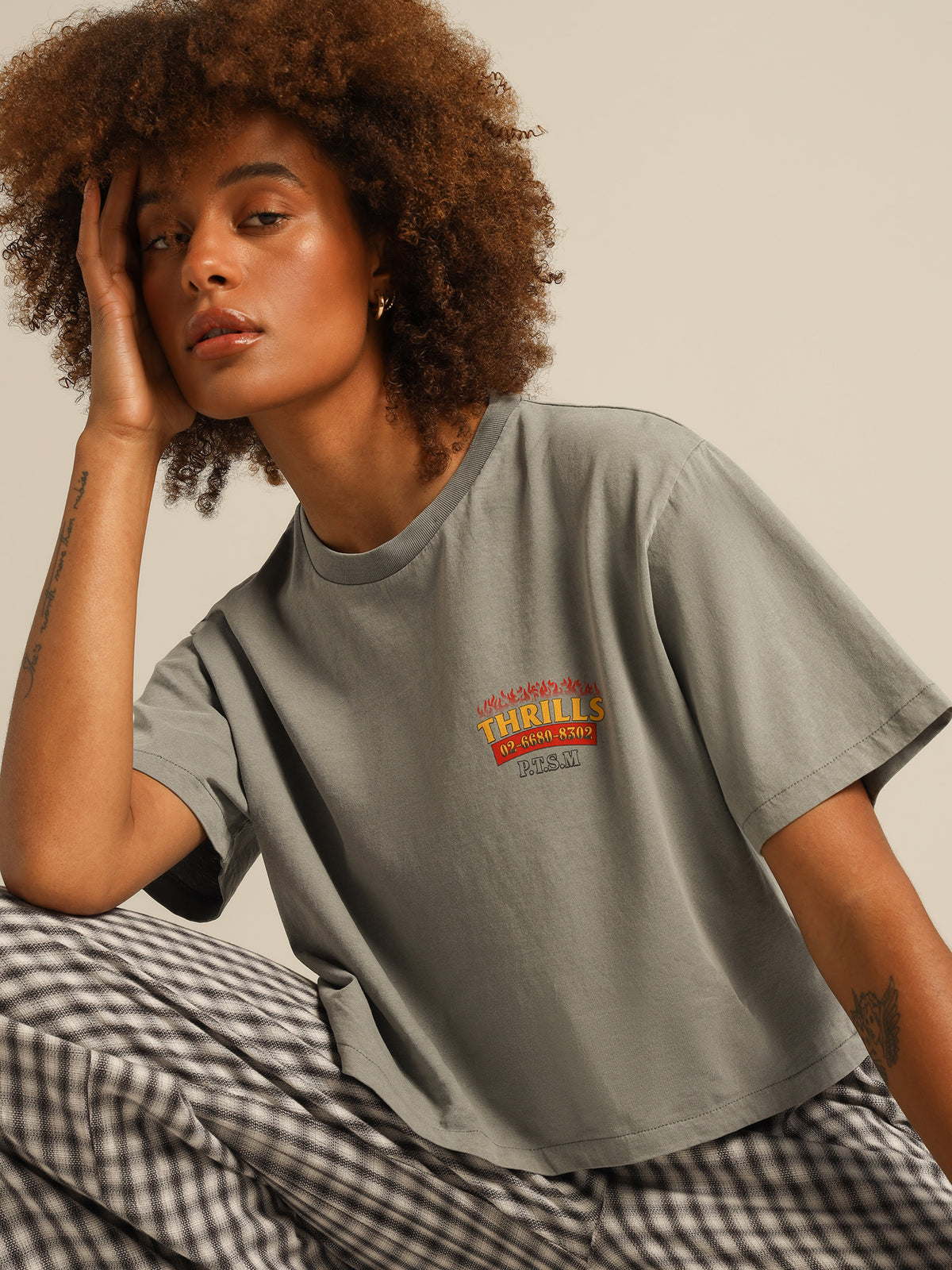 Wings of Fire Crop Merch Fit T-Shirt in Washed Grey