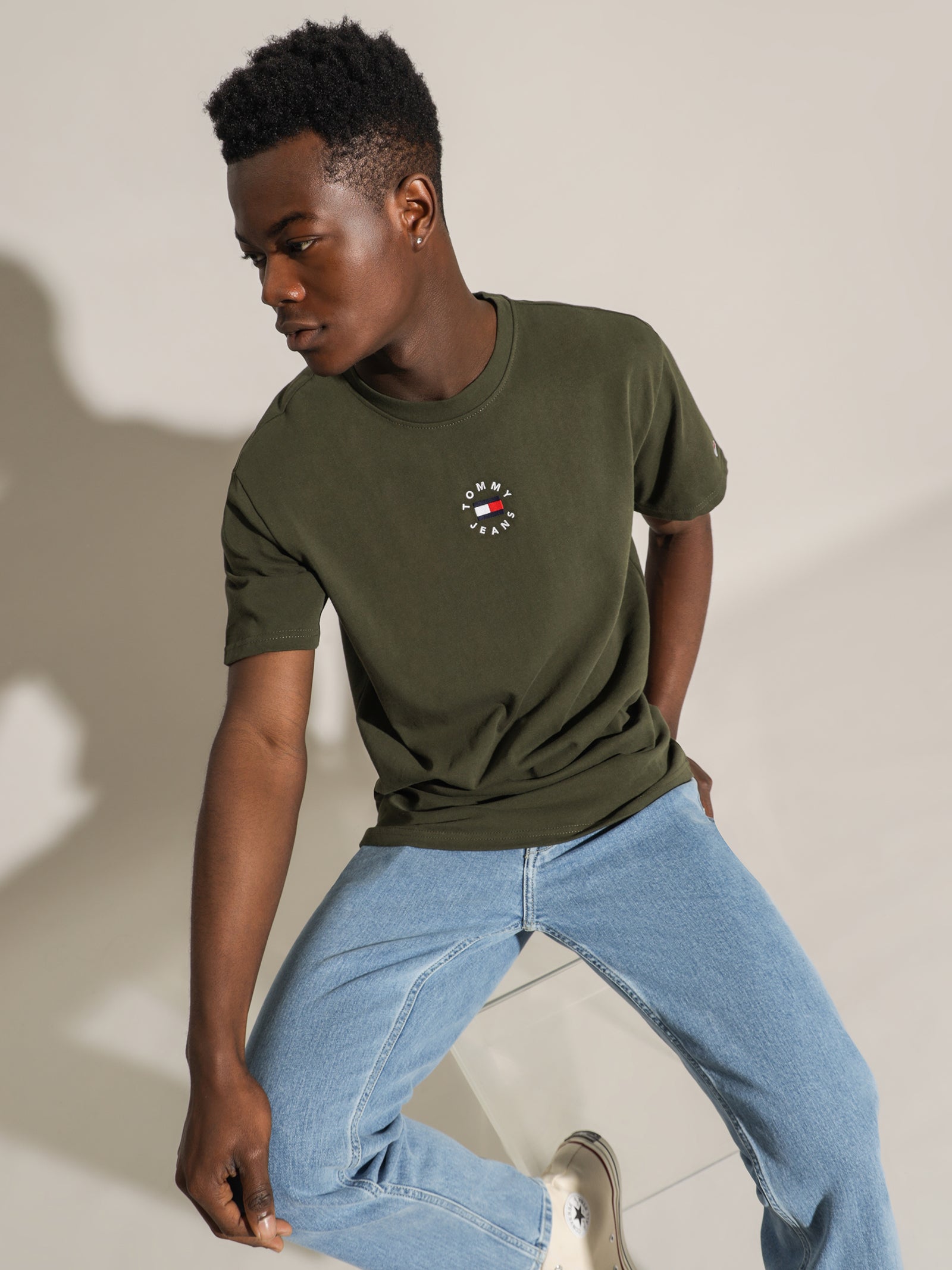 Tiny Tommy Circular Logo T-Shirt