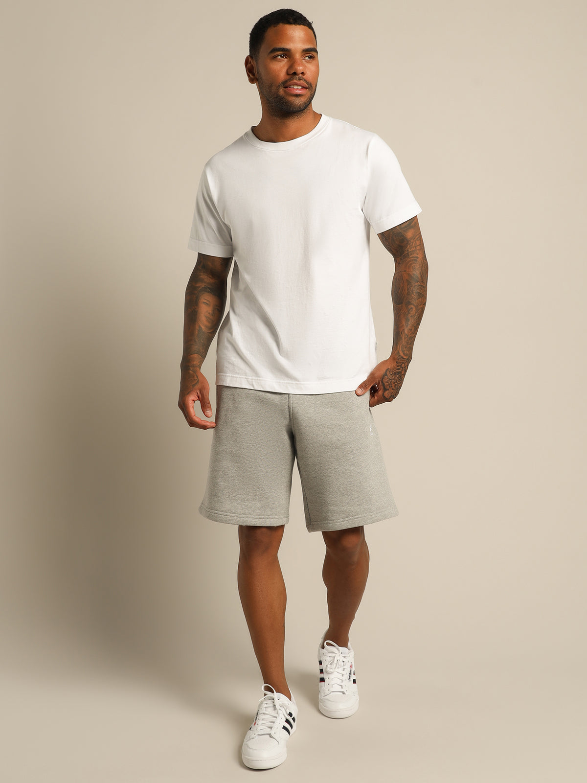 Adicolor Essentials Trefoil Shorts in Medium Grey Heather
