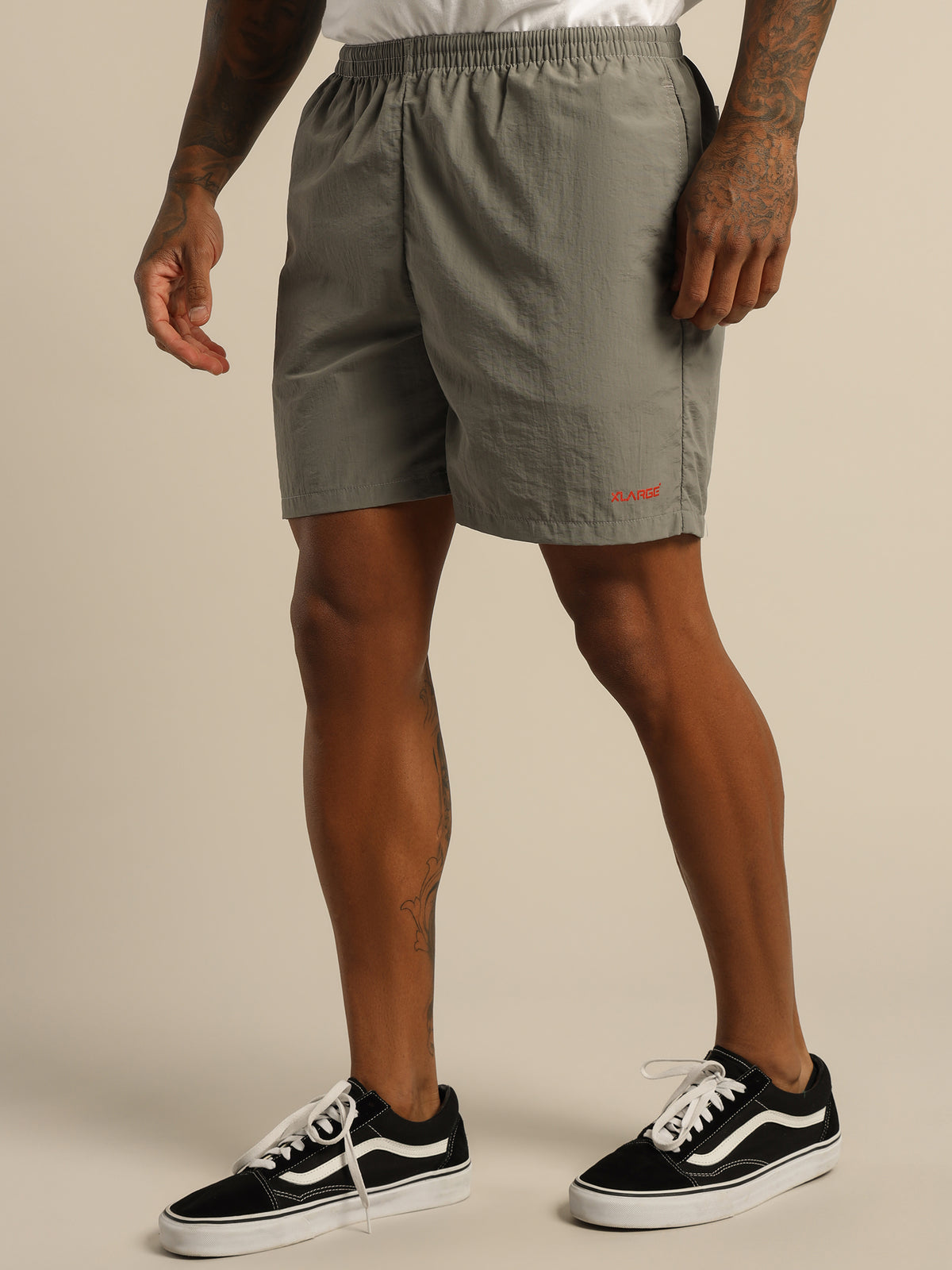 Mountain Shorts 2.0 in Charcoal