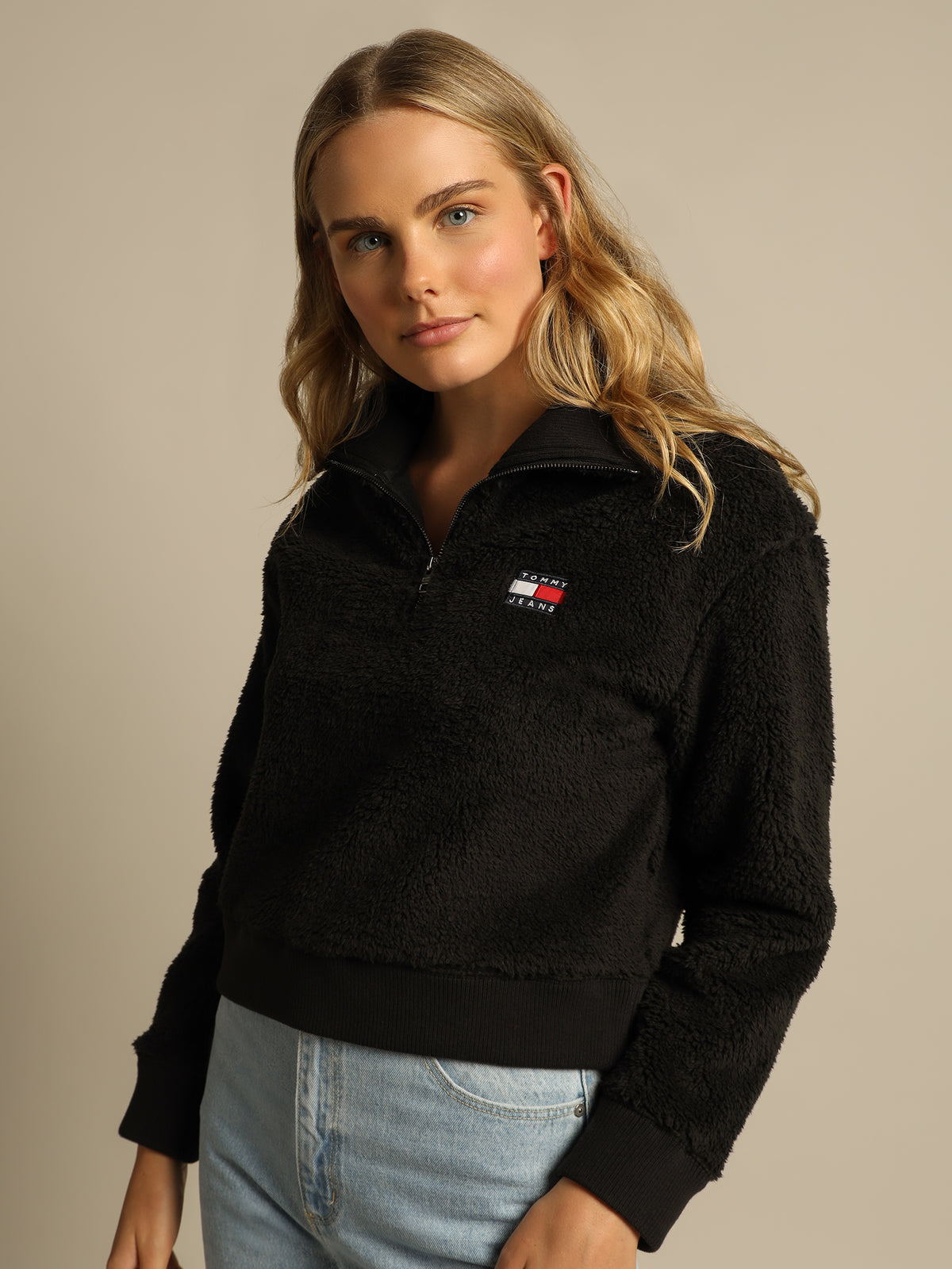 Boxy Plush Fleece Sweatshirt in Black