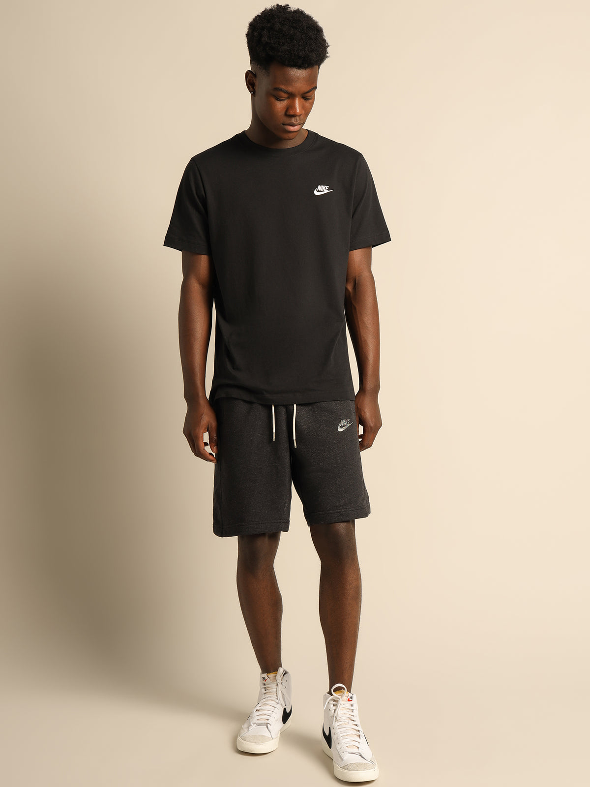 Sportswear Essential Semi Brushed Shorts in Black