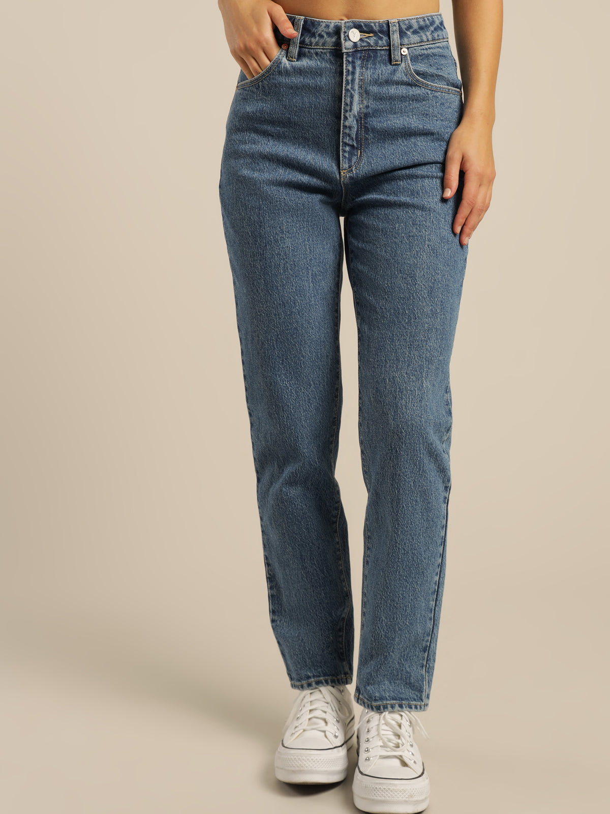 A 94 High Slim Jean in Chantell Organic