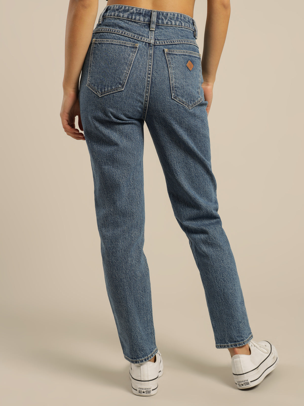 A 94 High Slim Jean in Chantell Organic