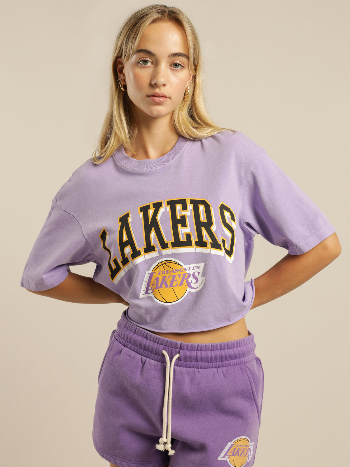 Vintage LA Lakers T-Shirt in Faded Purple