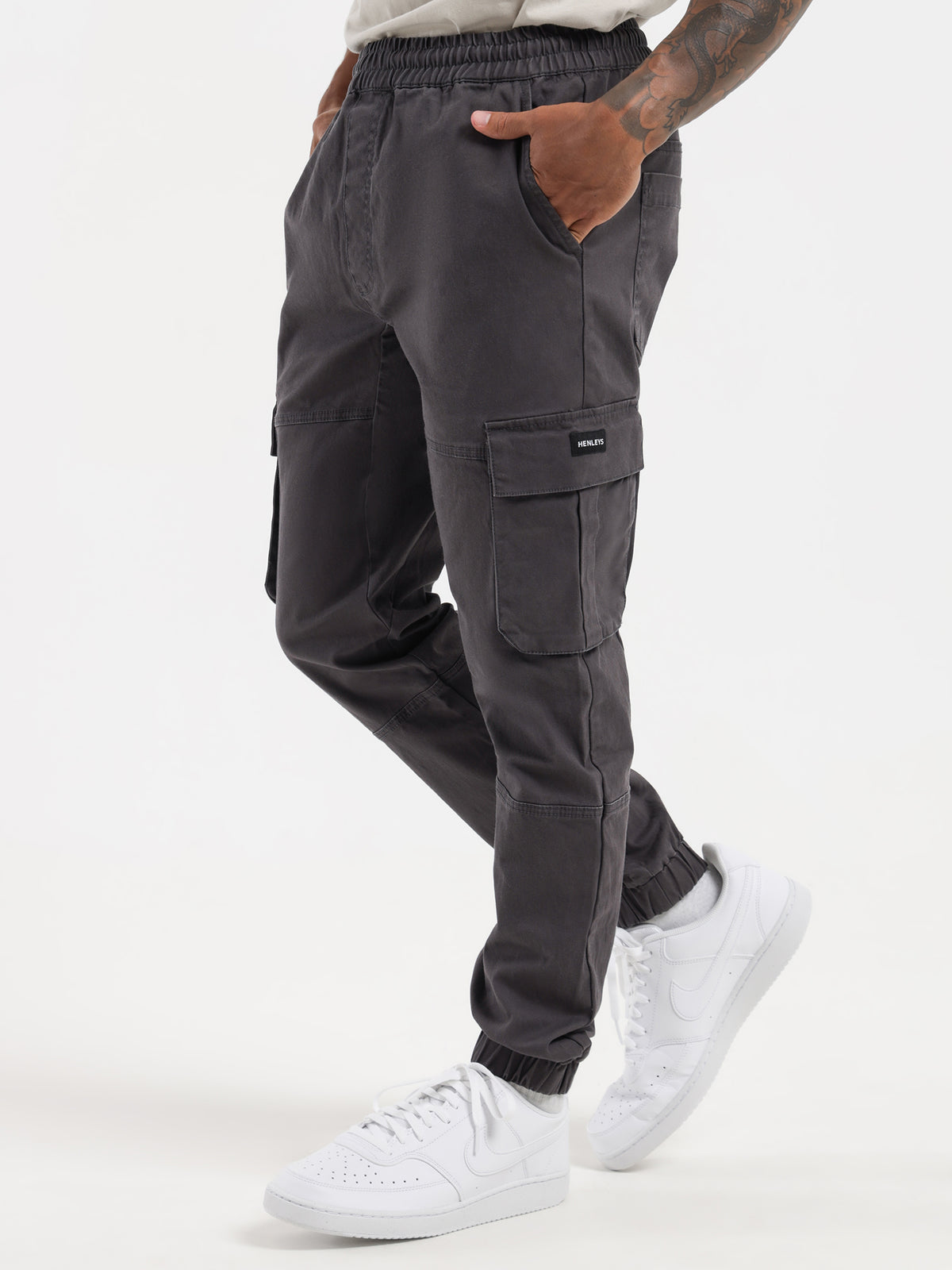 Formation Utility Jogger in Coal