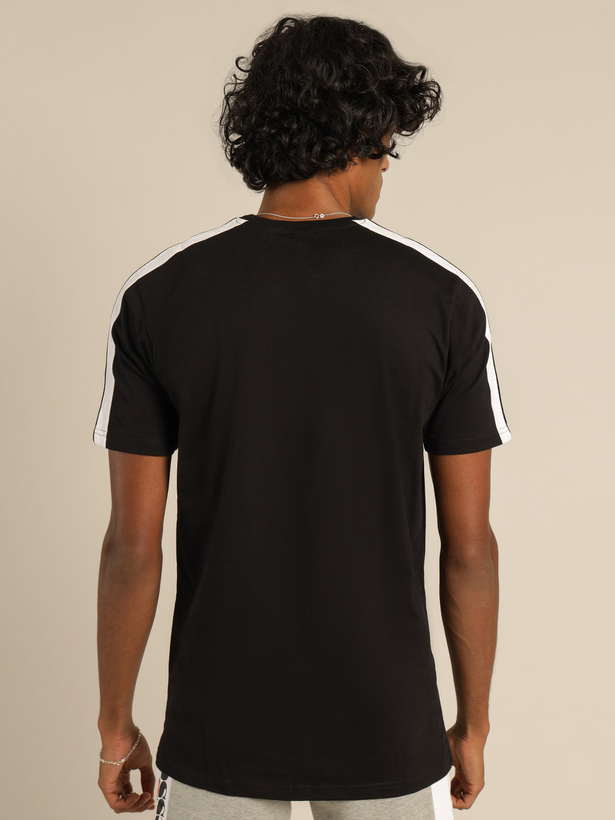Carcano T-Shirt in Black