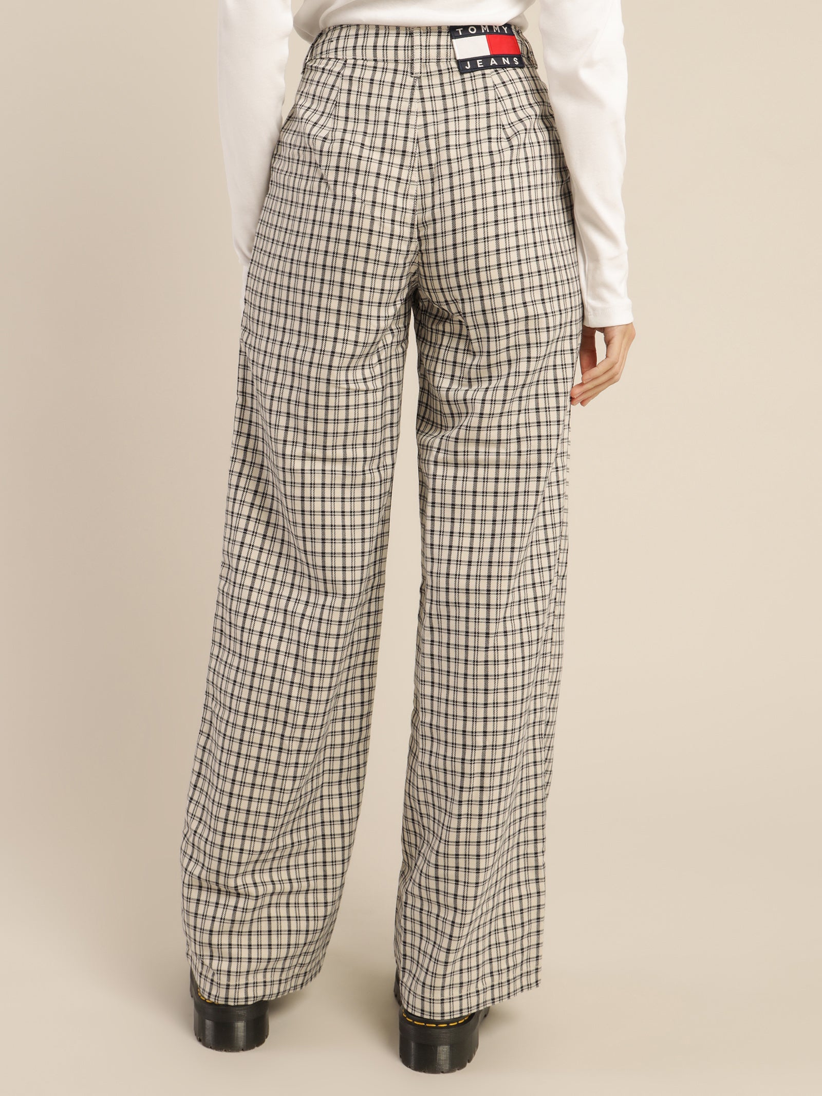 Relaxed Wide-Leg Pants