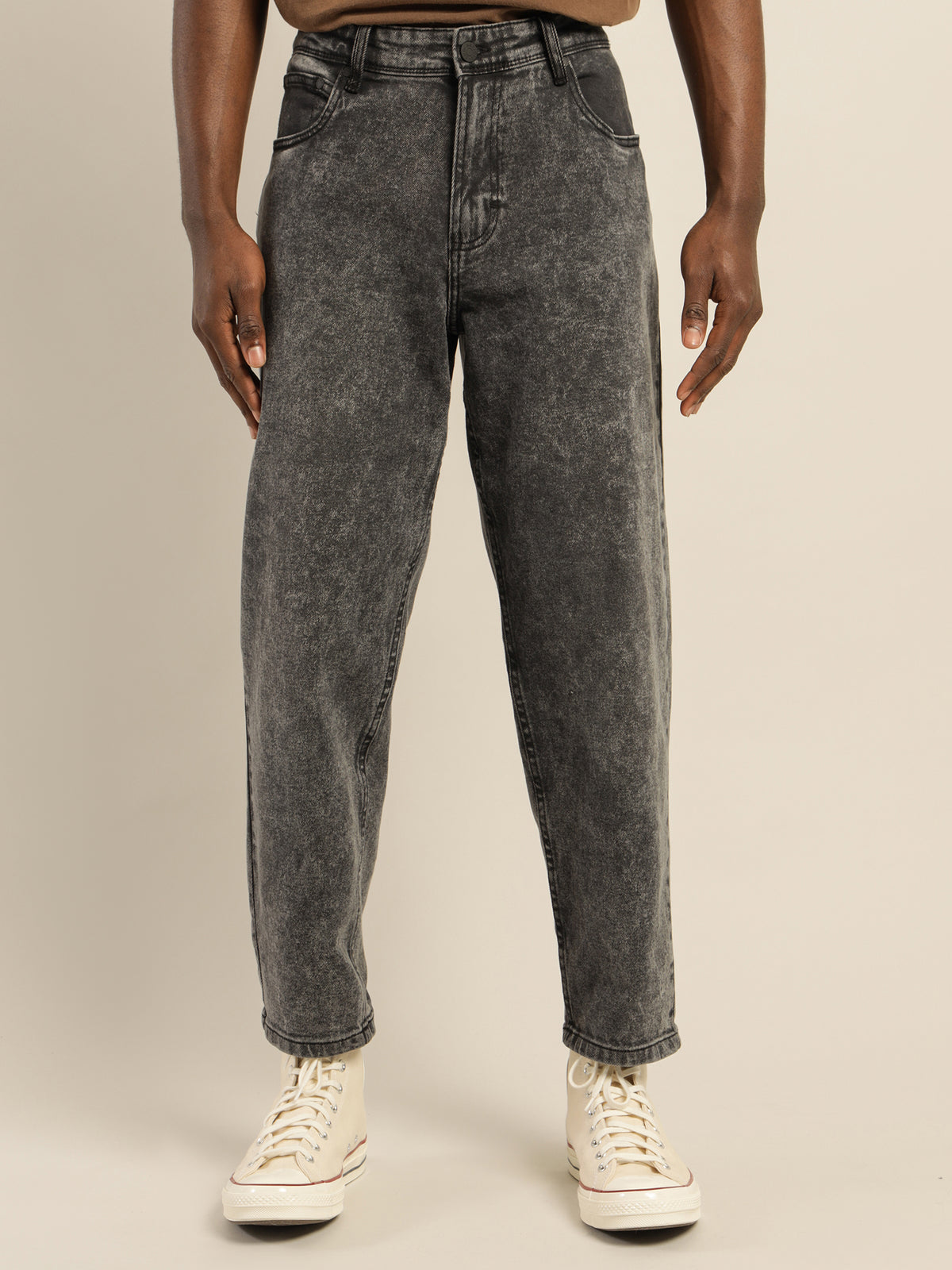 Colt Relaxed Tapered Jeans in Stone Black