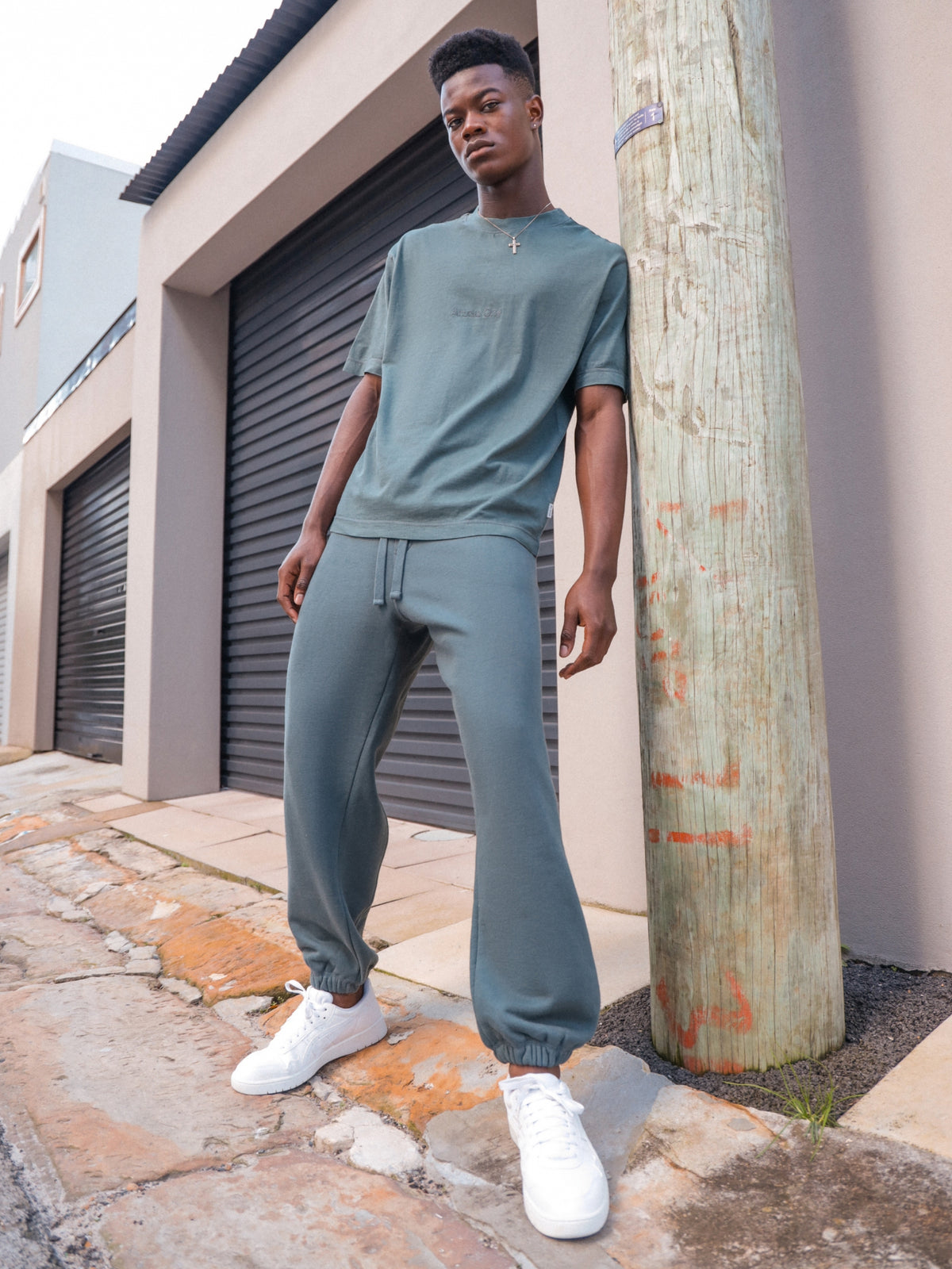 Fabian Trackpant in Teal