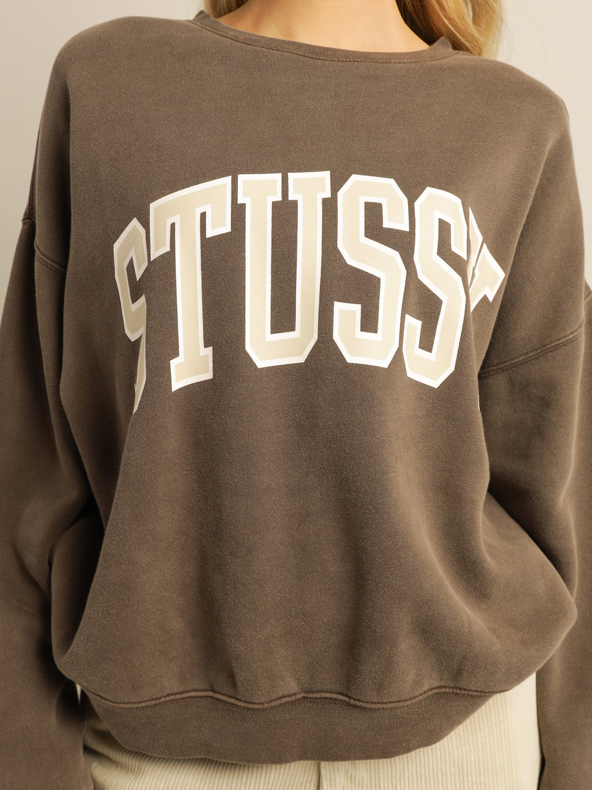 Campus Oversized Crew in Brown