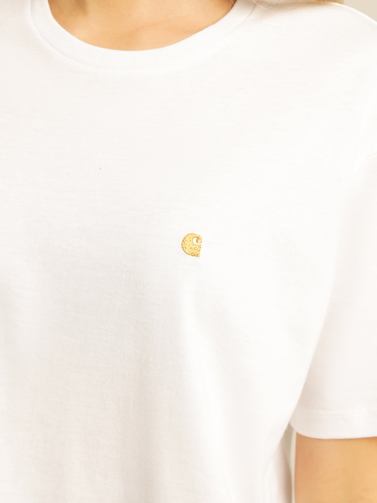 Short Sleeve Chase T-Shirt in White and Gold