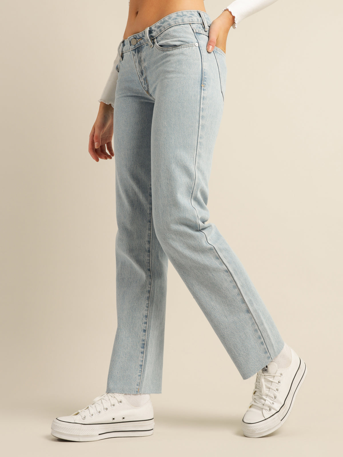A 99 Low Straight Jeans in Walk Away Blue