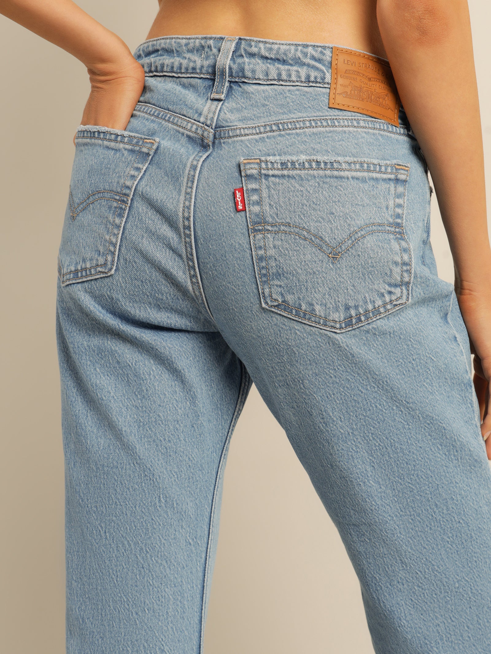 Ribcage Straight Ankle Jeans