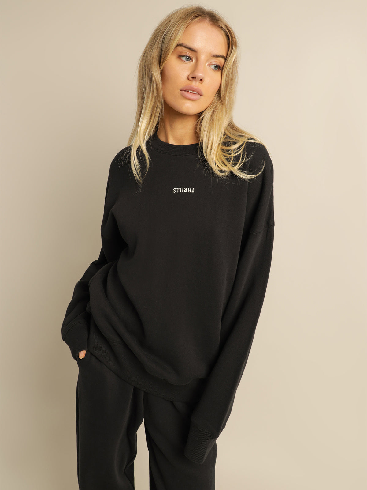 Minimal Thrills Slouch Crew in Washed Black