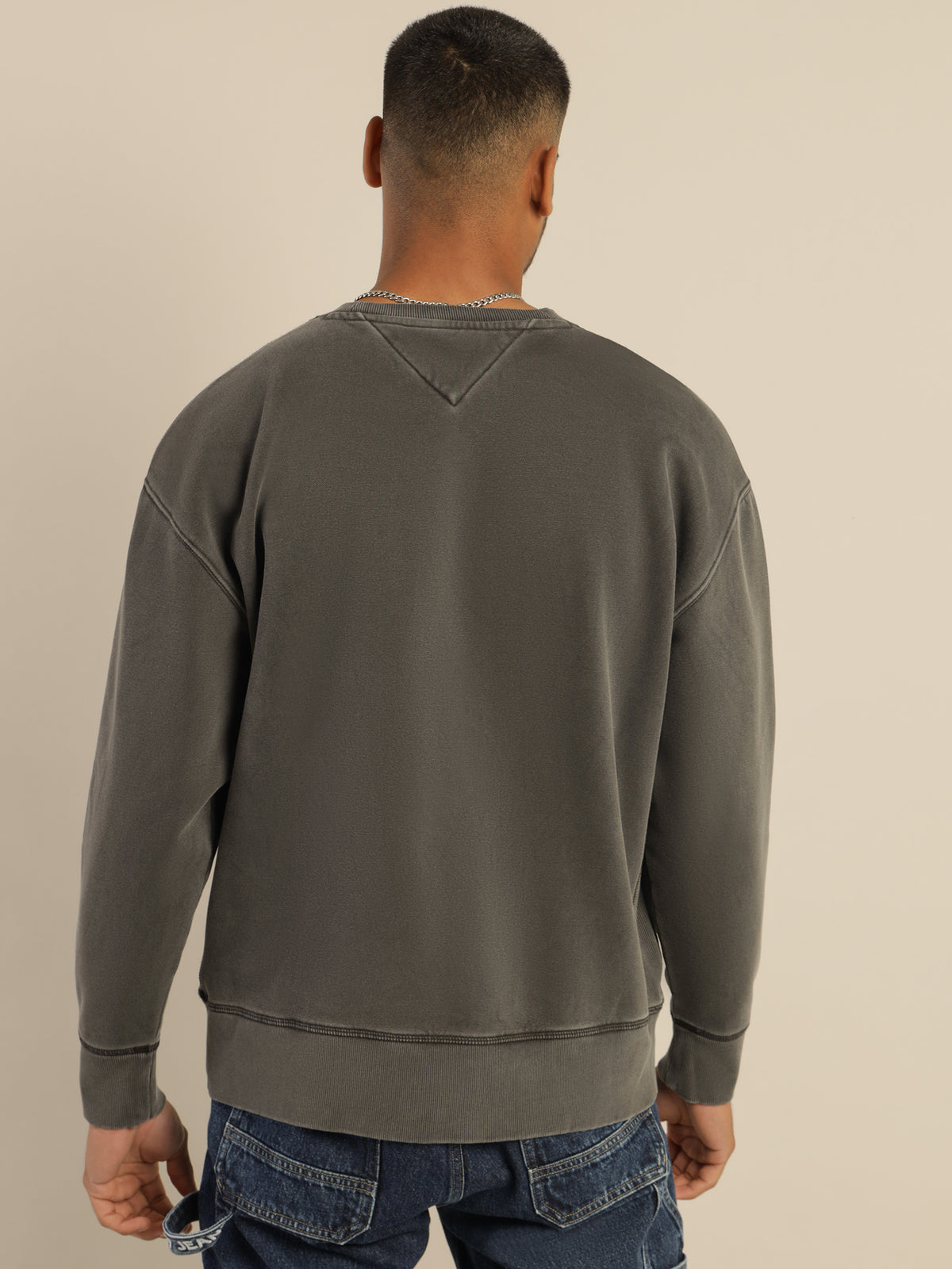 Logo Patch Fleece Sweatshirt in Black