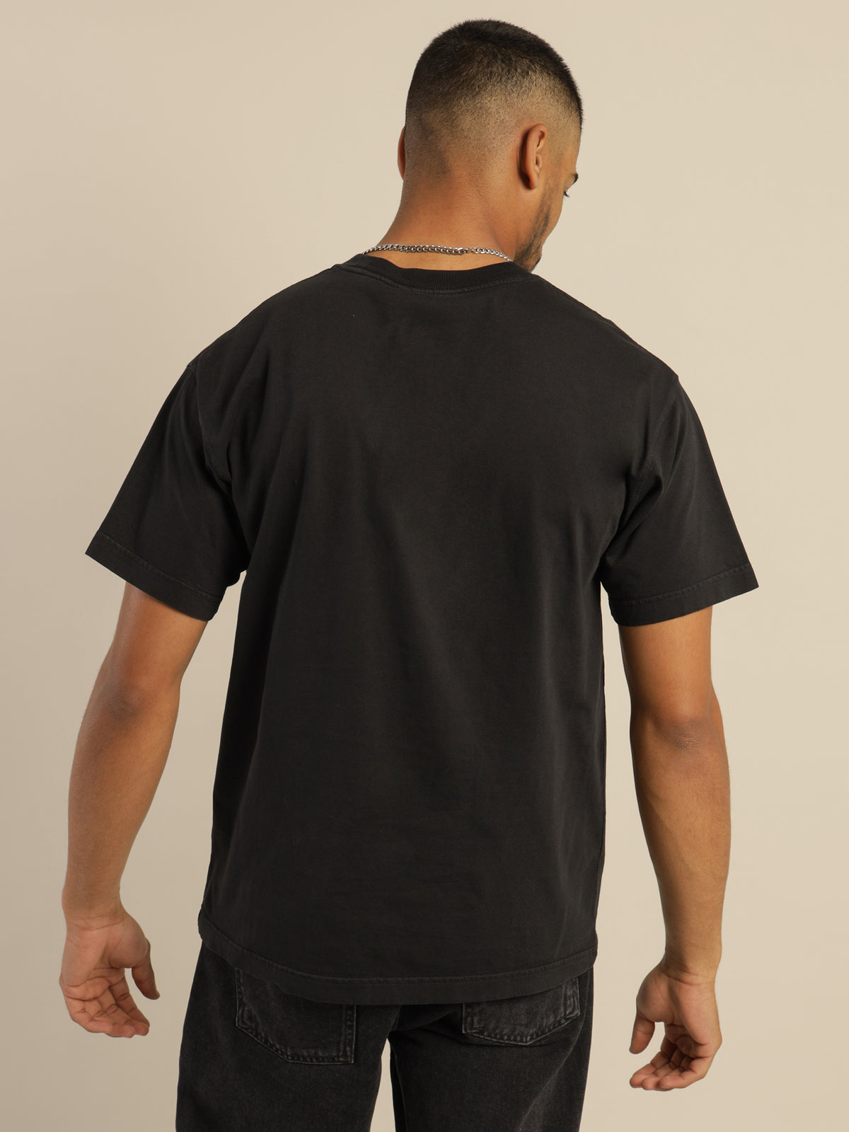 Short Sleeve Vista T-Shirt in Charcoal Grey