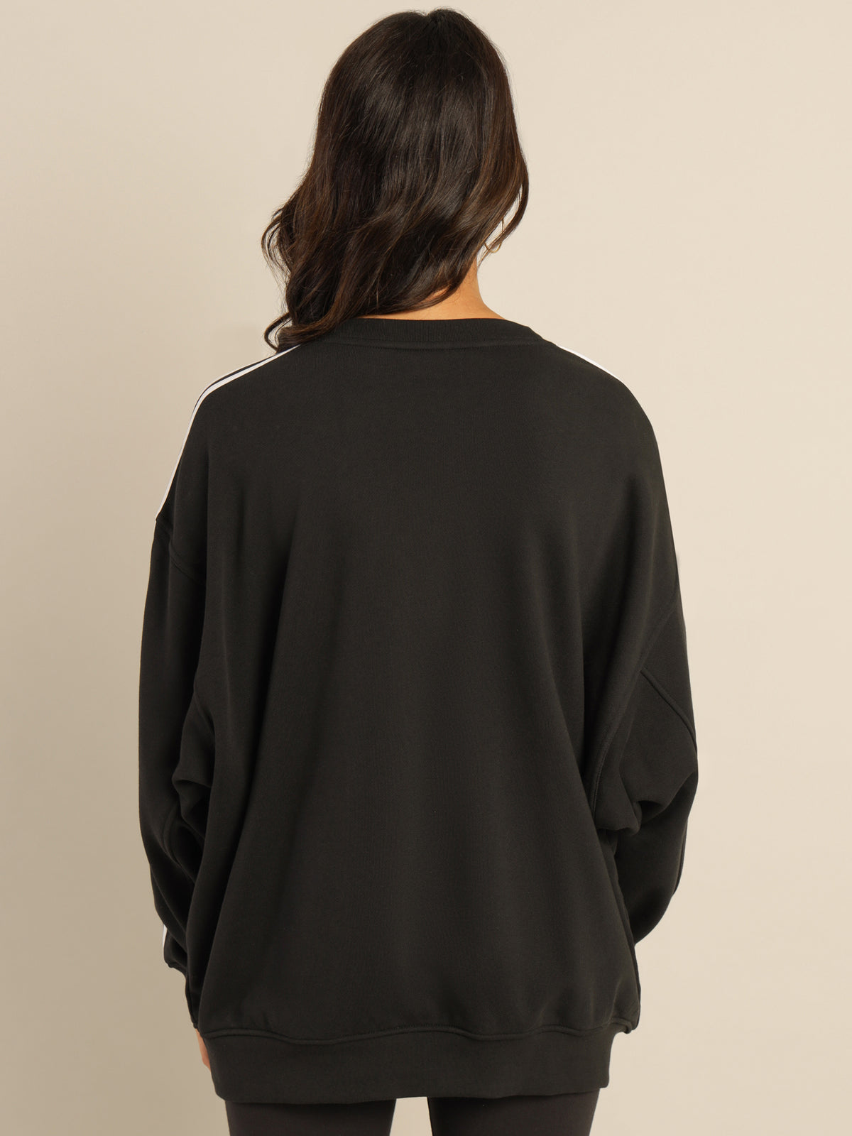 Adicolor Classics Oversized Sweatshirt in Black