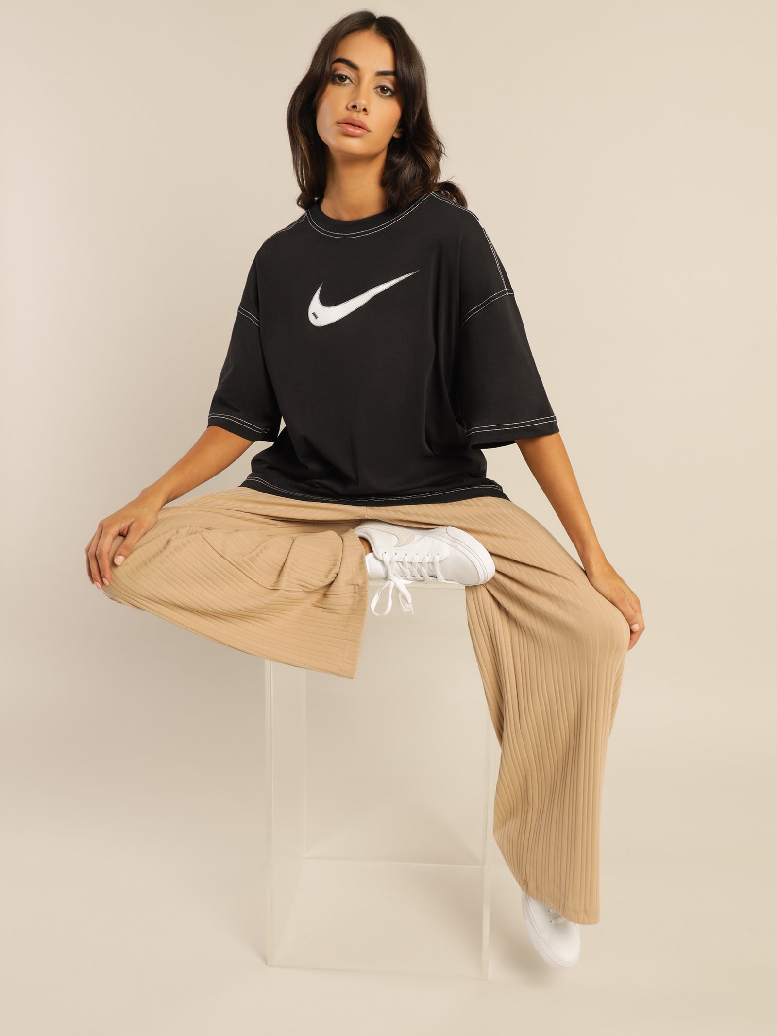 Nike Sportswear SS T-Shirt Black/Black Glue Store