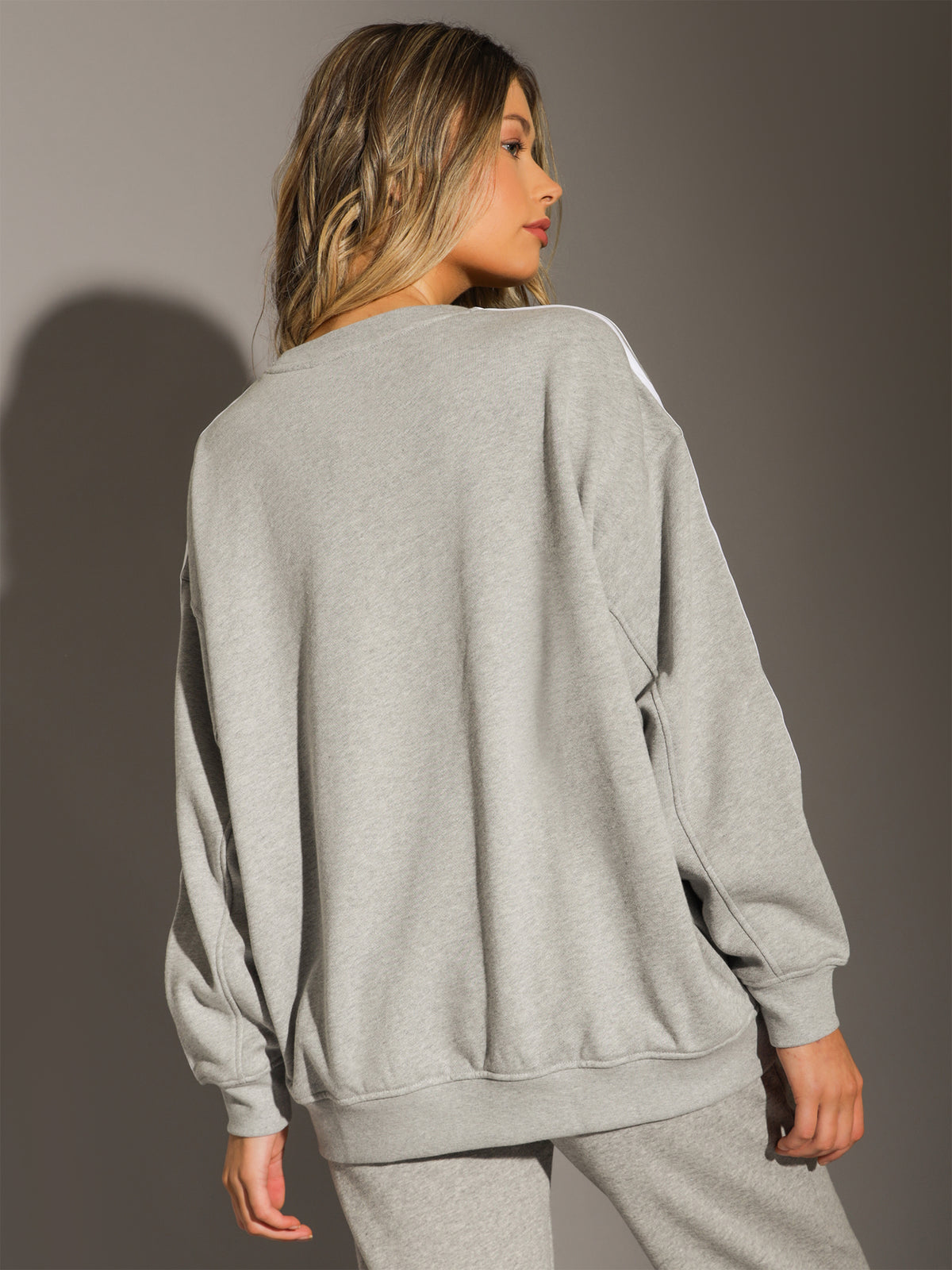 Oversized Sweatshirt in Medium Grey