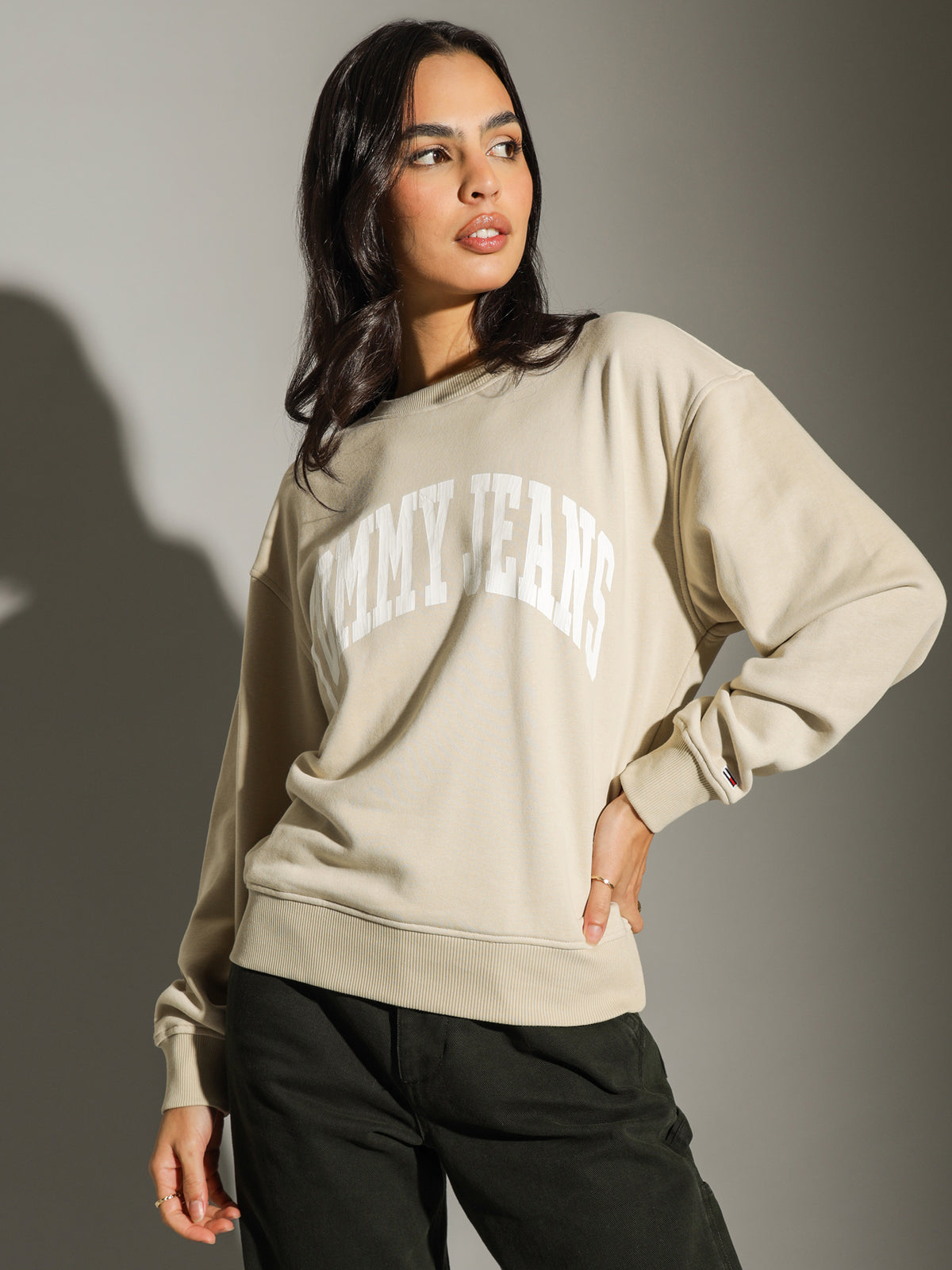 Relaxed College Crew Sweater in Savannah Sand