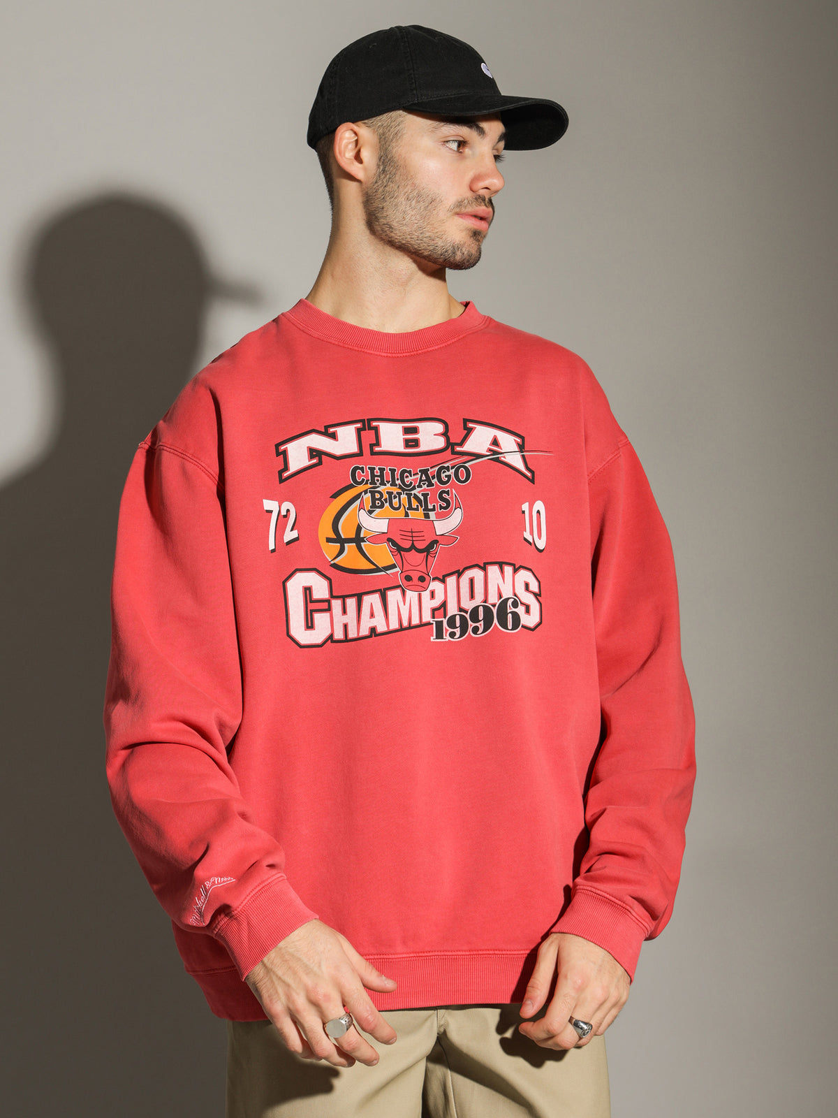 Chicago Bulls 1996 Champions Crew in Faded Red