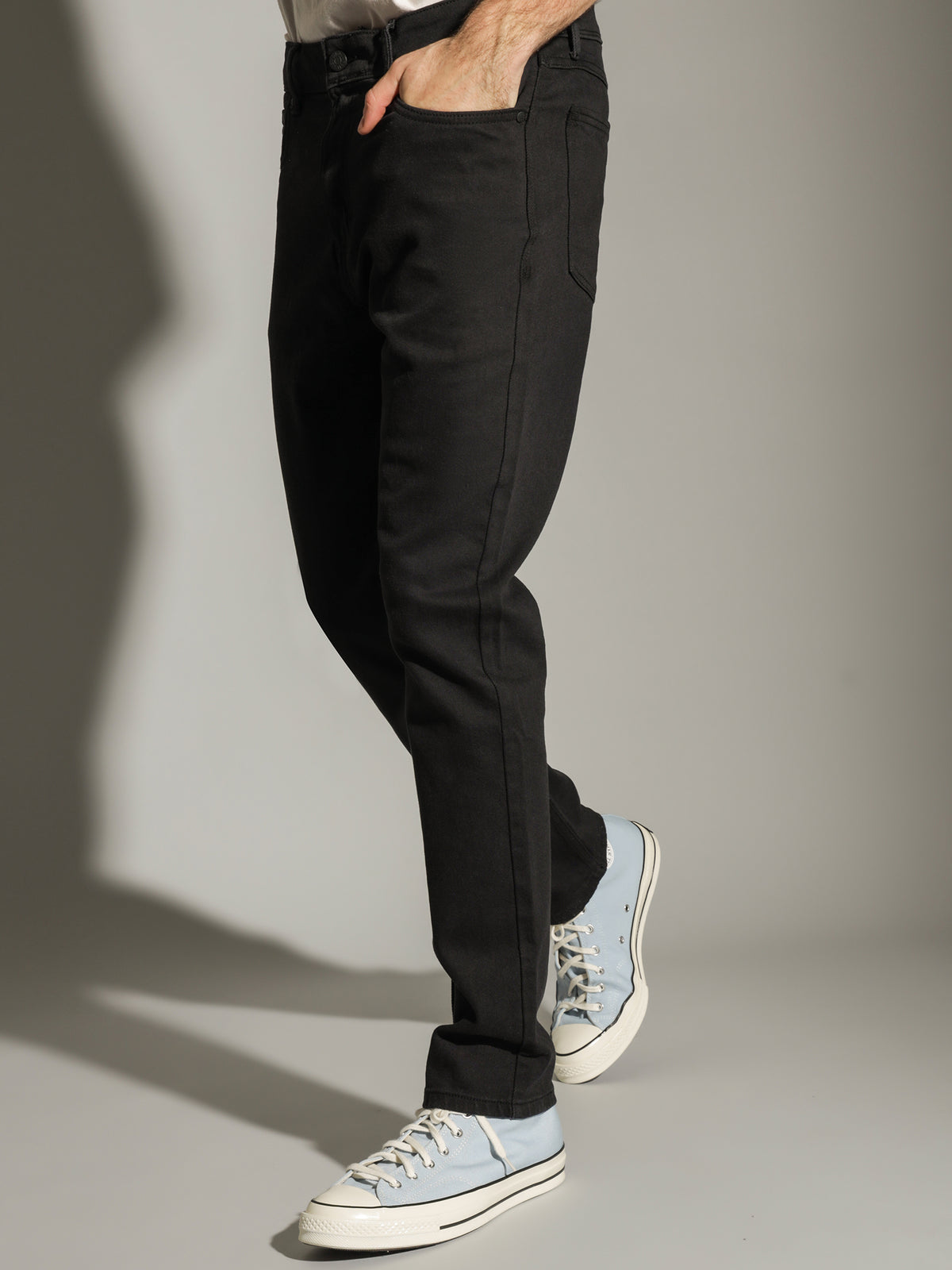 Zane Skinny Jeans in True Black