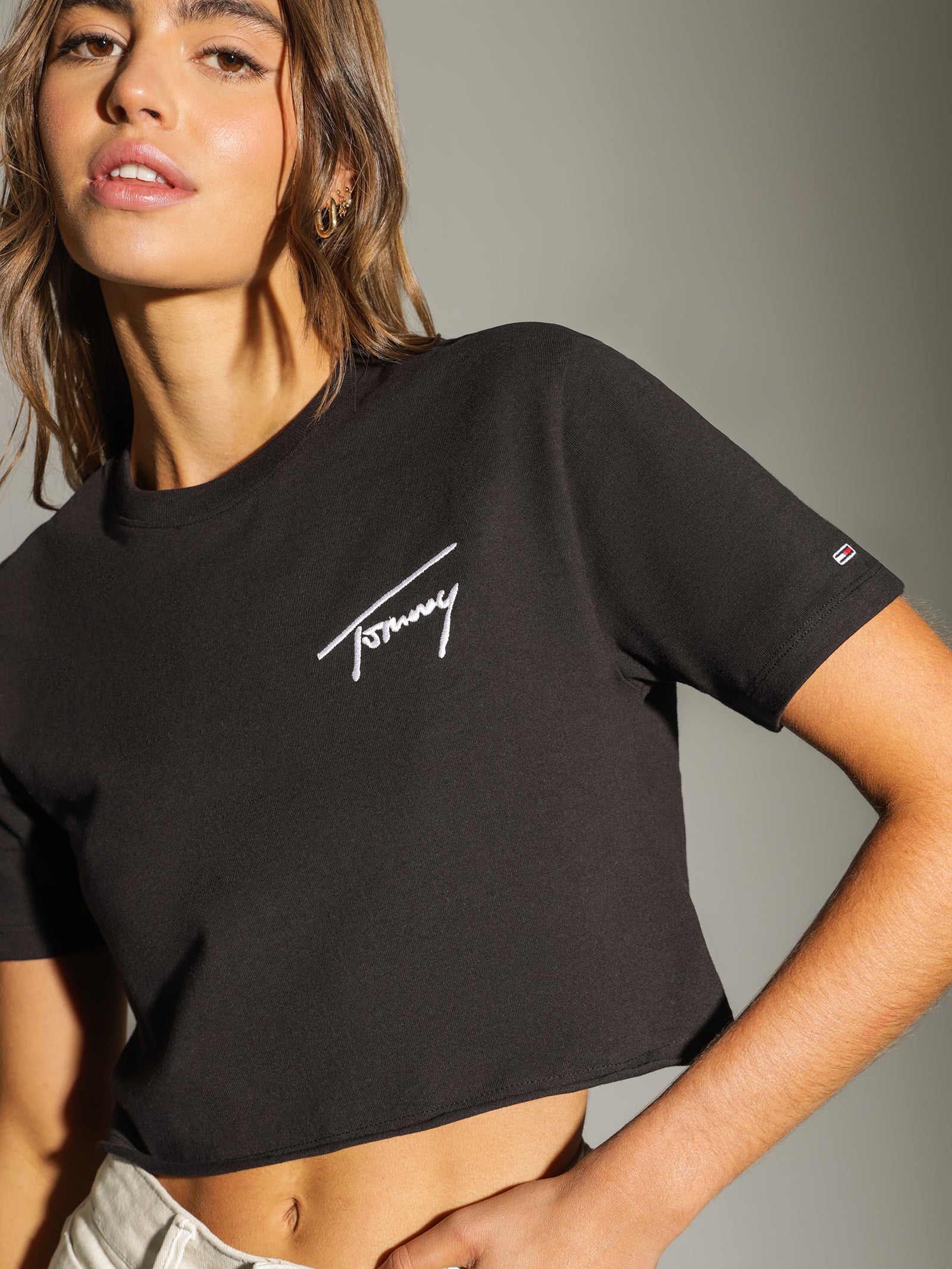 Super Crop Signature Short Sleeve T-Shirt