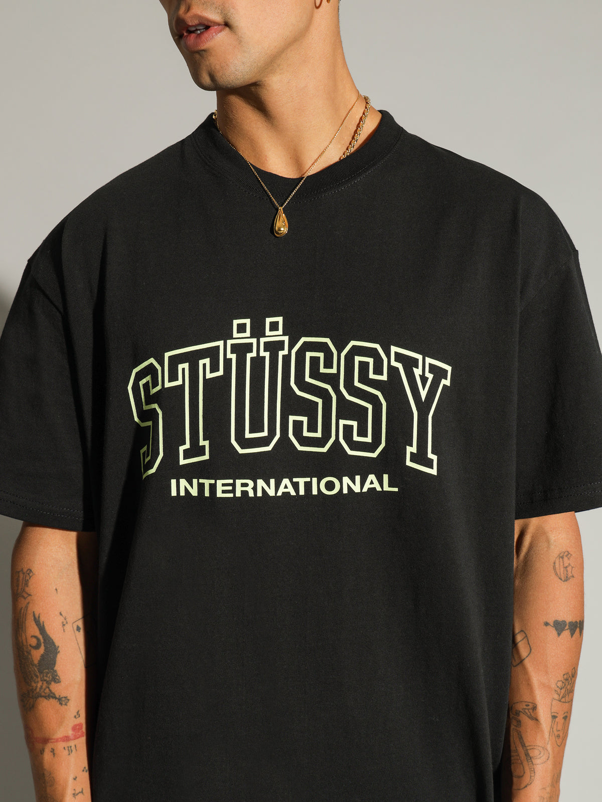 College International Heavyweight T-Shirt in Solid Black